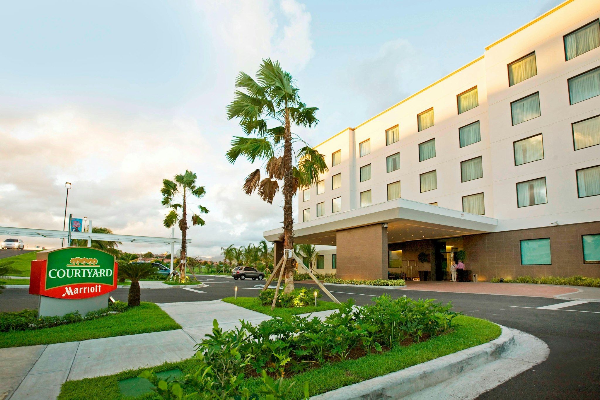 Courtyard by Marriott Panama Metromall