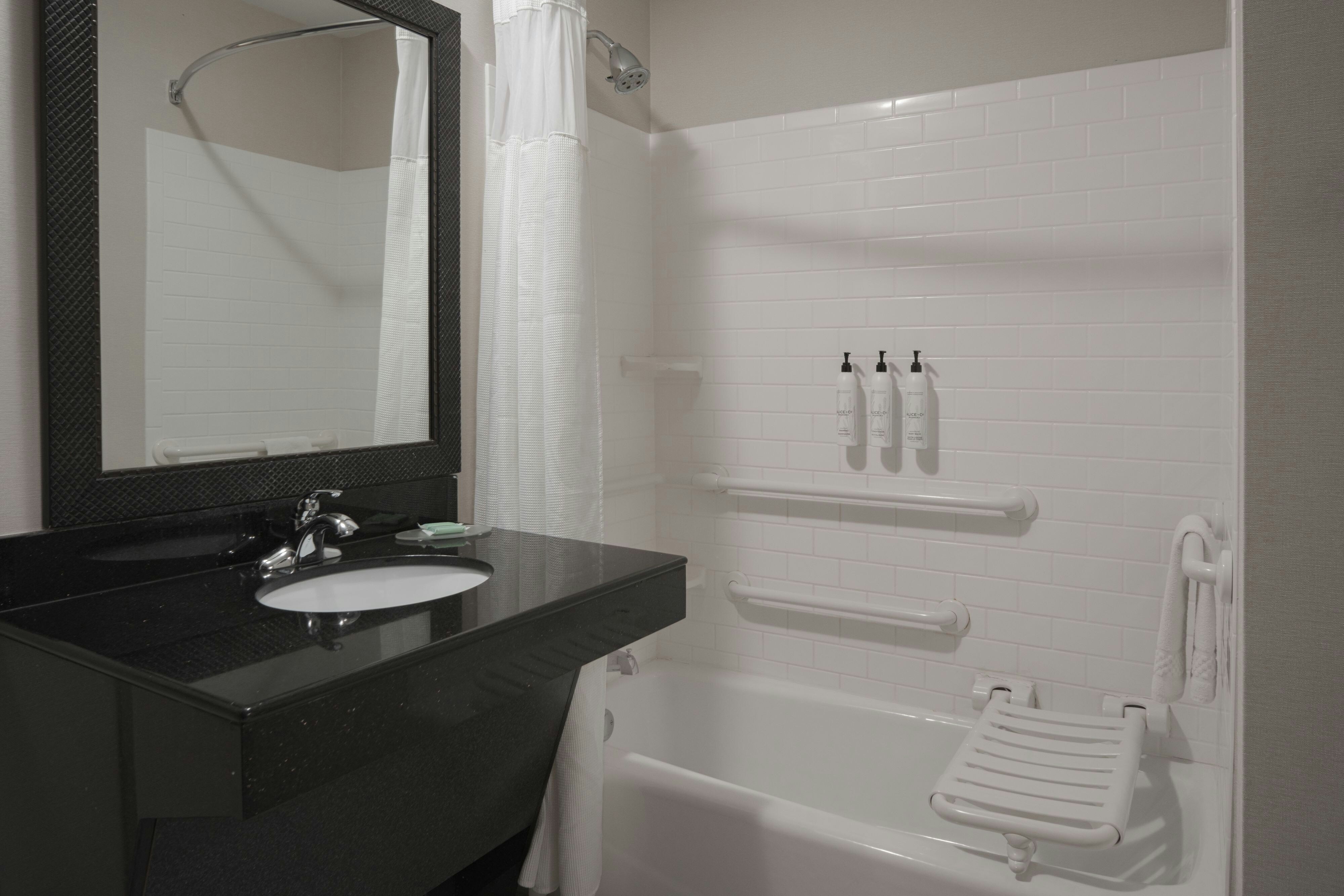 Fairfield by Marriott Inn & Suites Louisville East