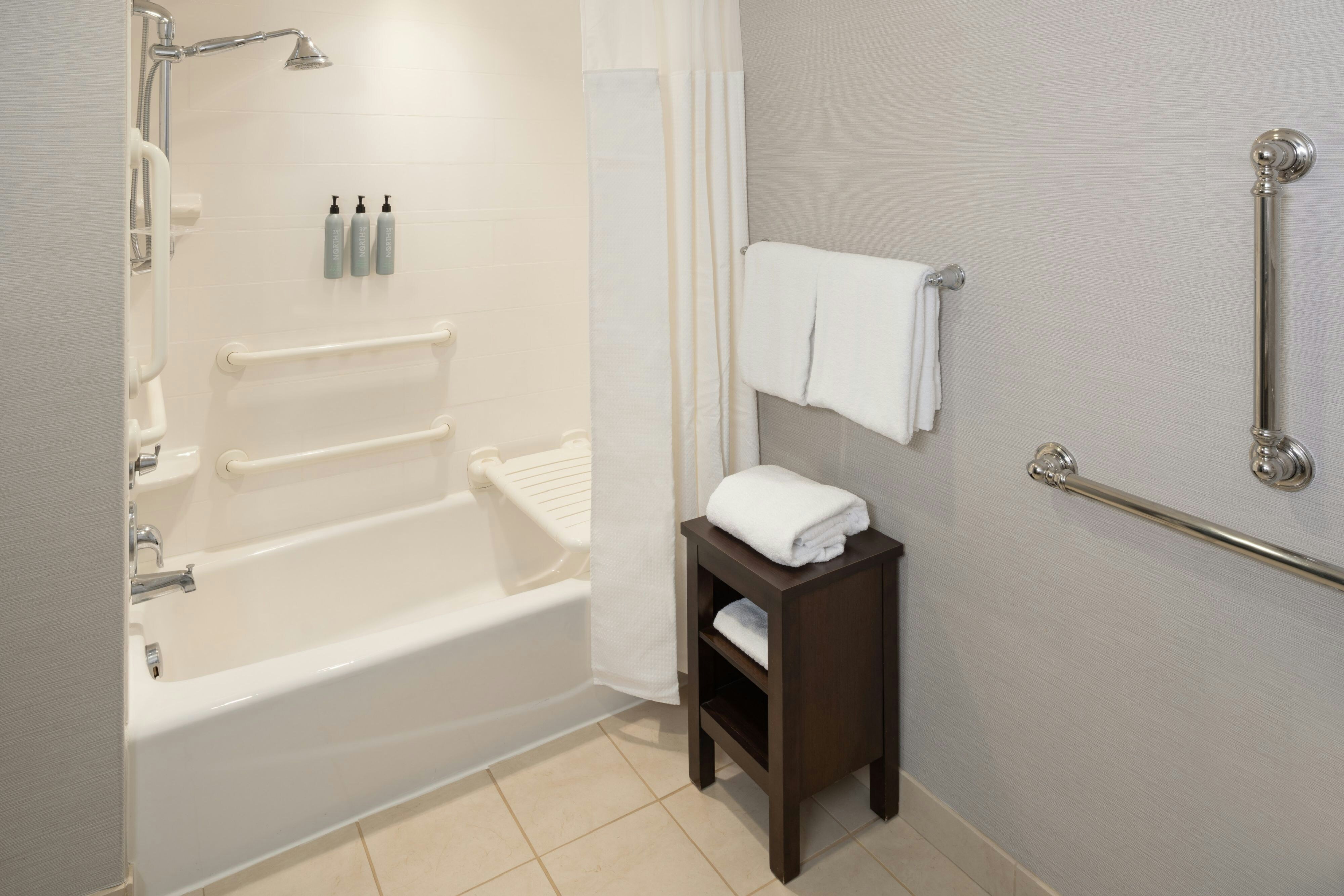 Courtyard by Marriott Glassboro Rowan University