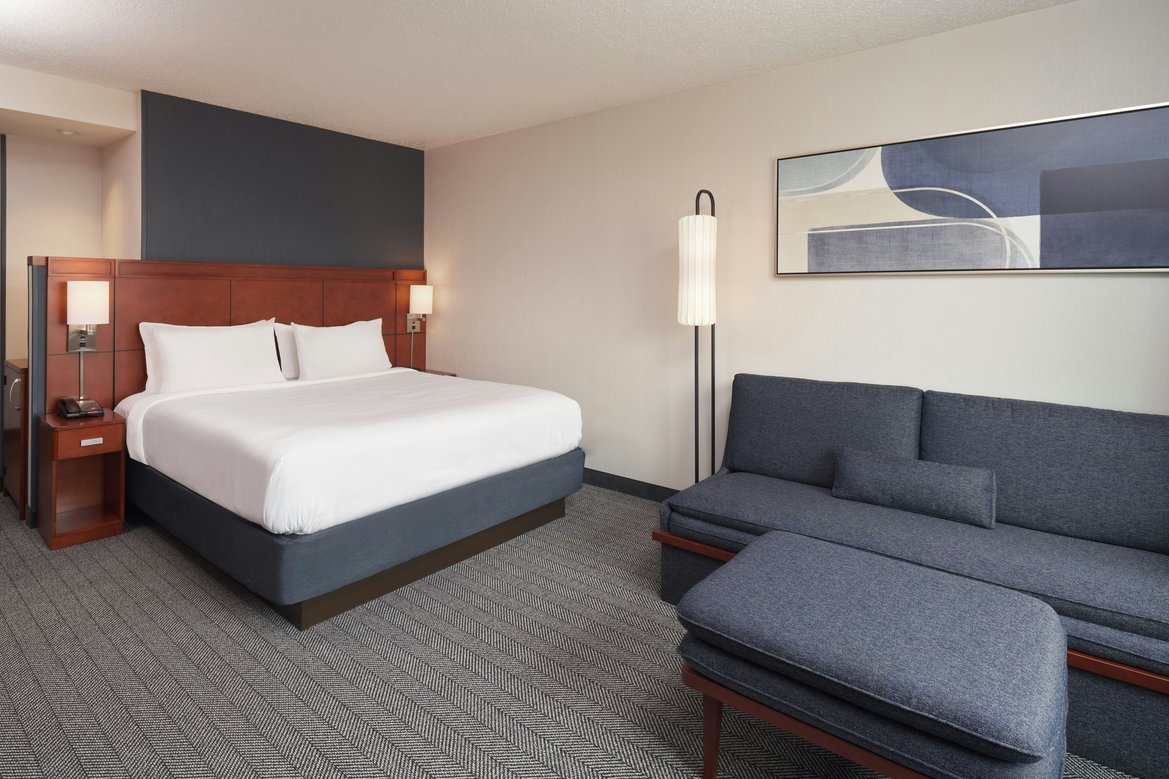 Courtyard by Marriott Glassboro Rowan University