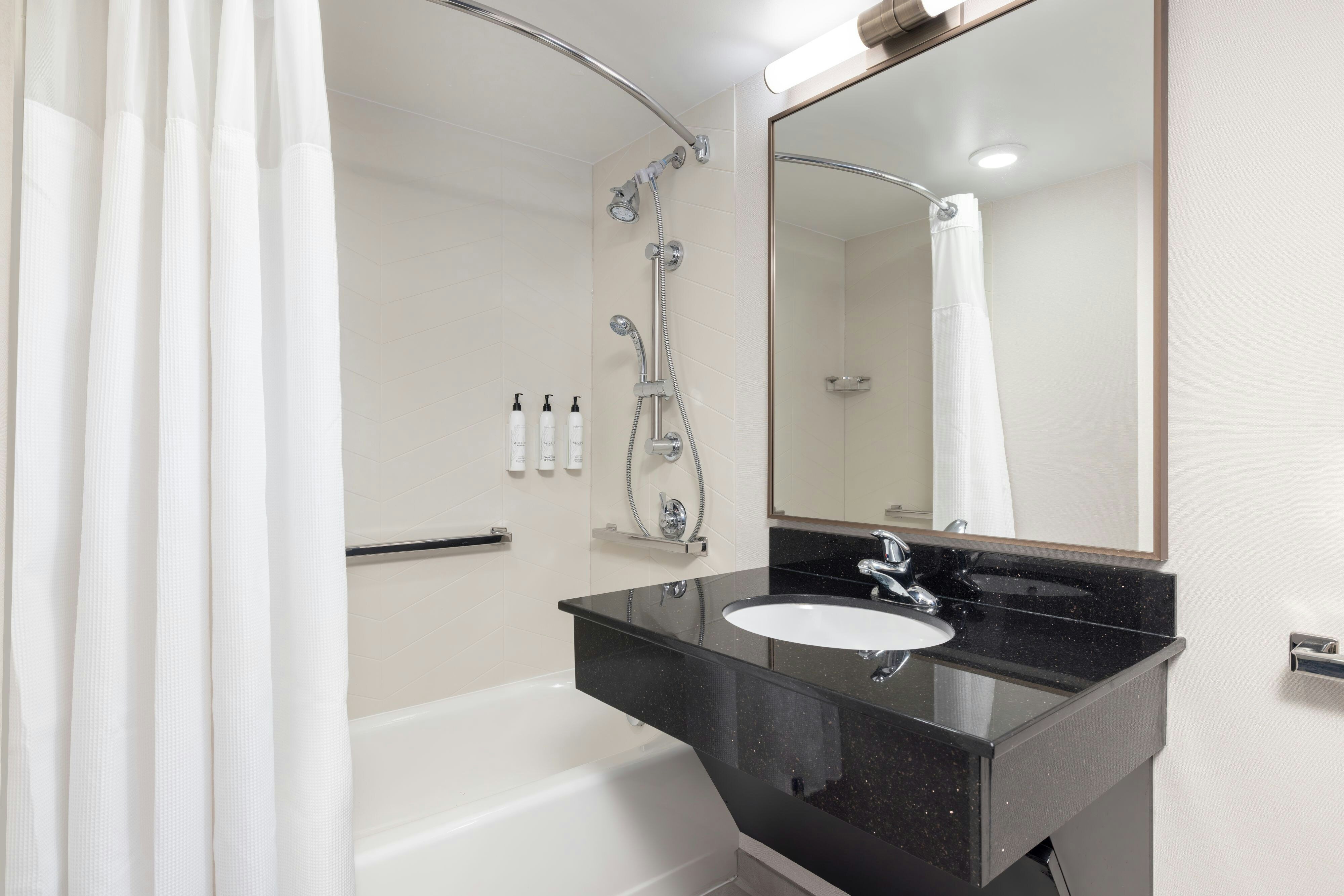 Fairfield by Marriott Inn & Suites Buffalo Airport