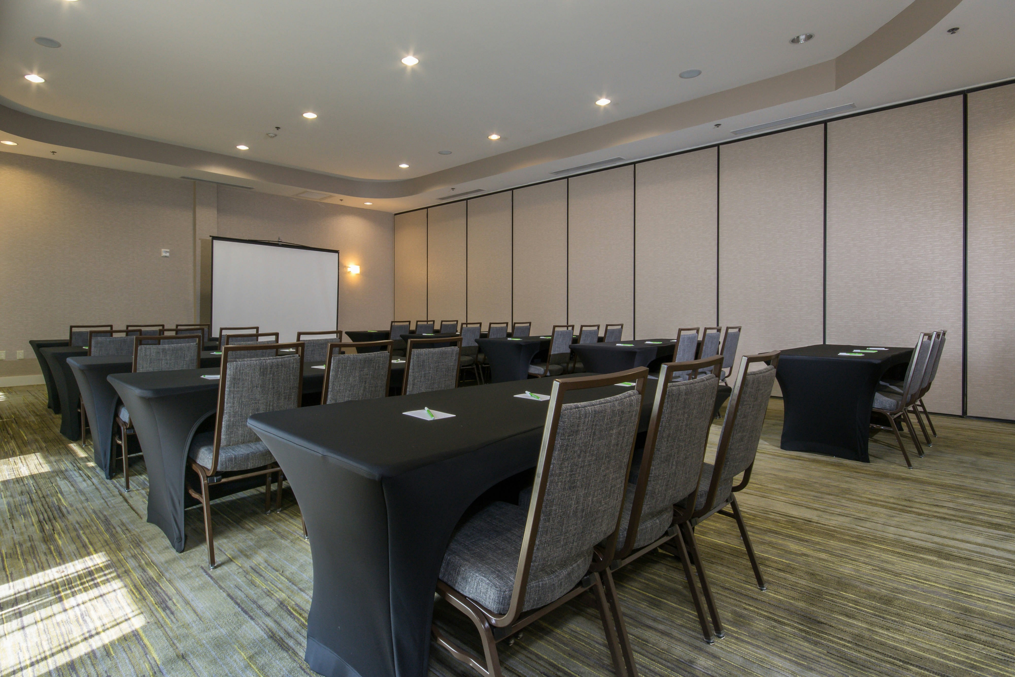 Courtyard by Marriott Charlotte Concord