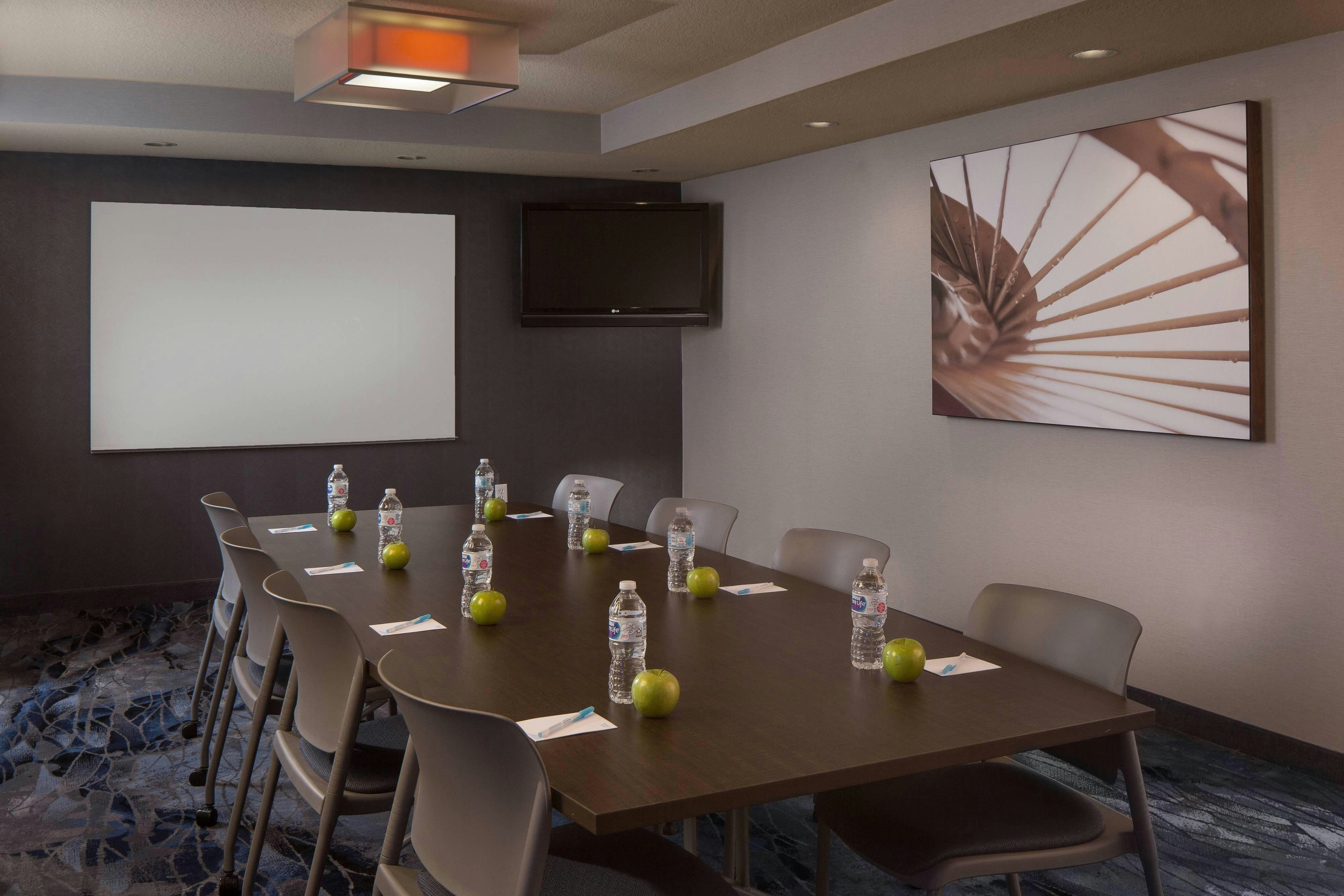 Fairfield by Marriott Inn & Suites Orlando Lake Buena Vista