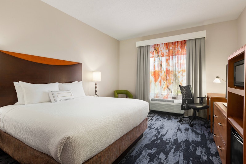 Fairfield by Marriott Inn & Suites Jacksonville West/Chaffee Point