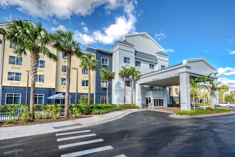 Fairfield by Marriott Inn & Suites Naples