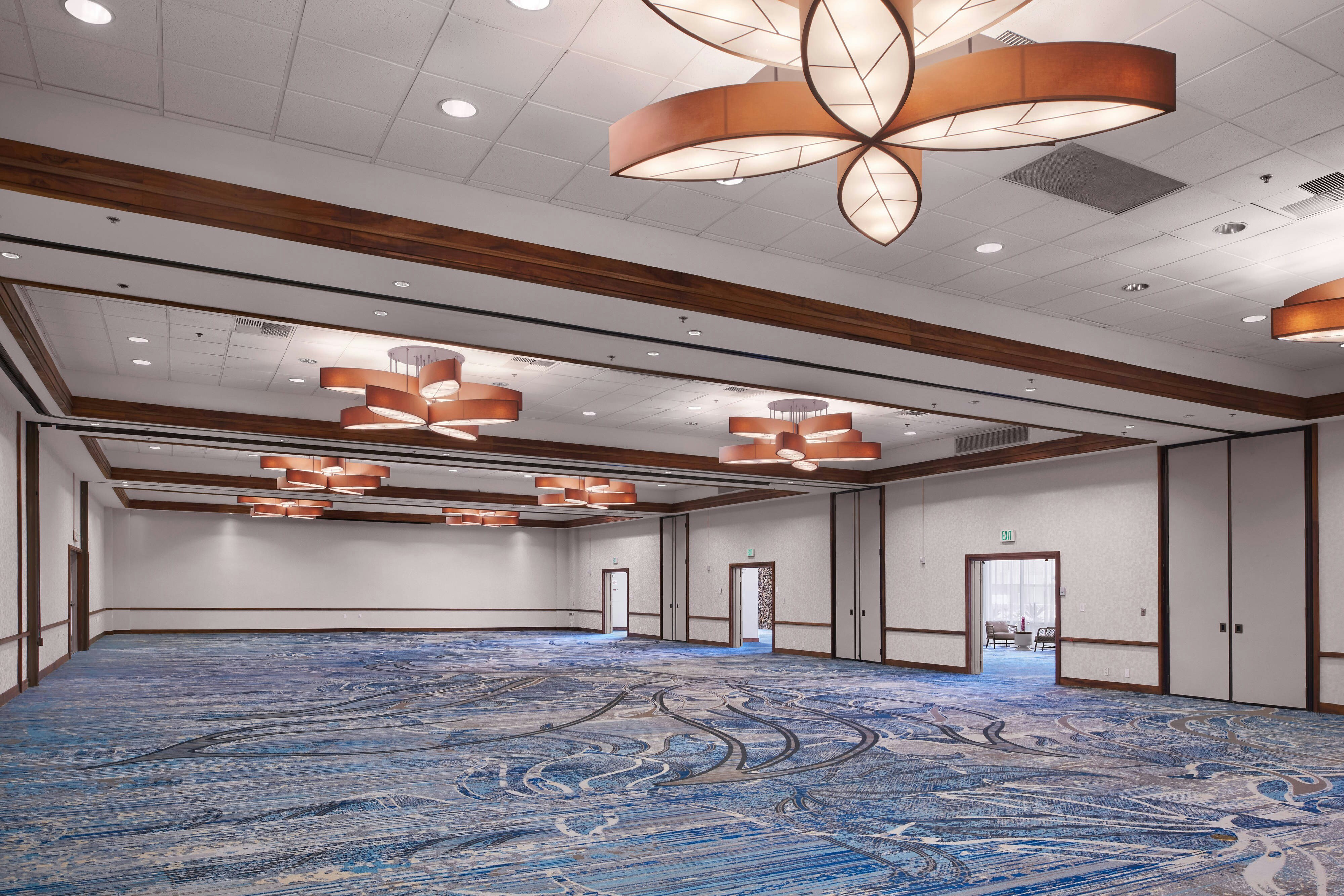 Courtyard by Marriott King Kamehameha’s Kona Beach Hotel