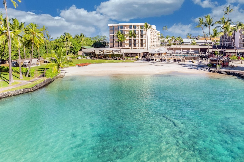 Courtyard by Marriott King Kamehameha’s Kona Beach Hotel