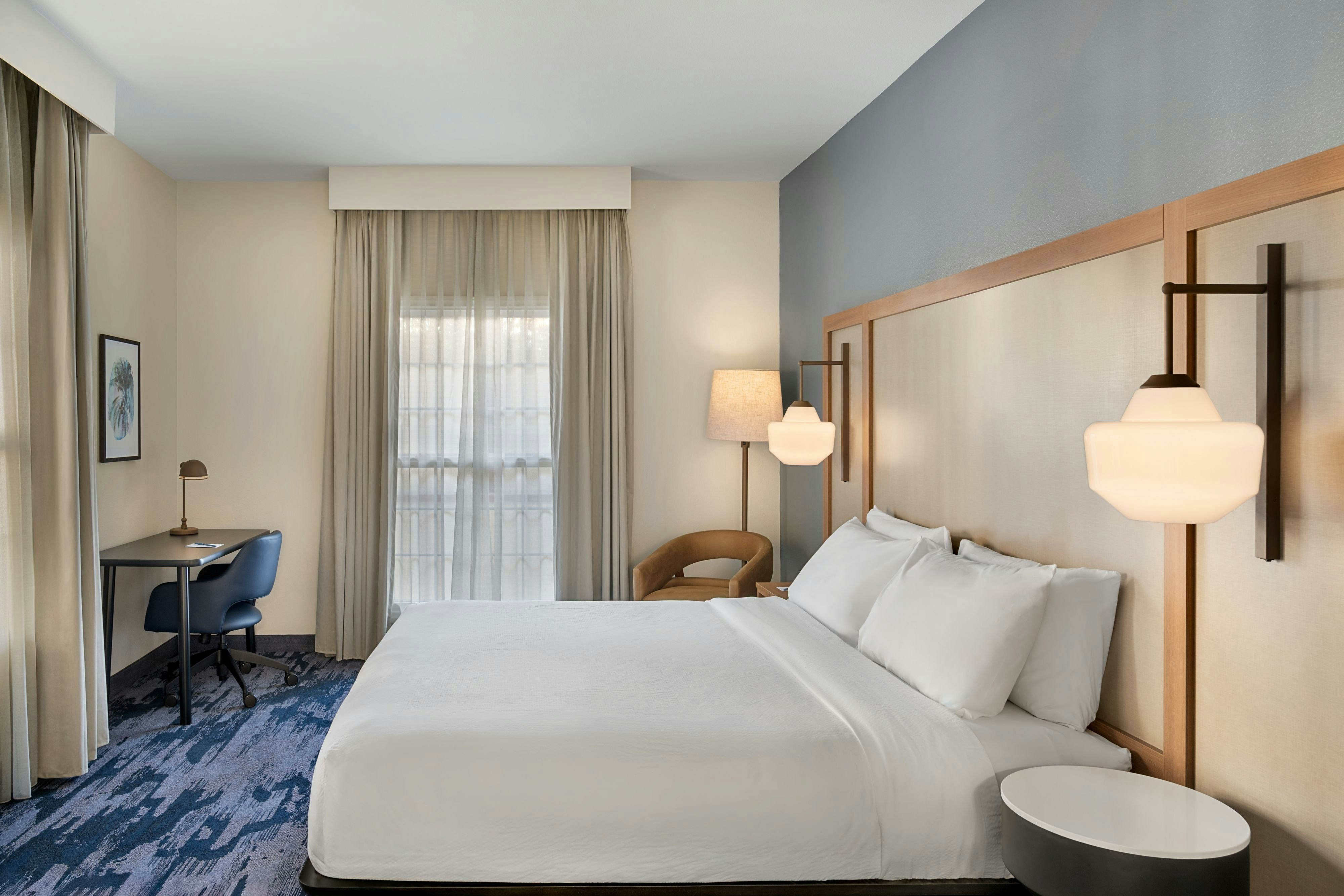 Fairfield by Marriott Inn & Suites San Diego Old Town