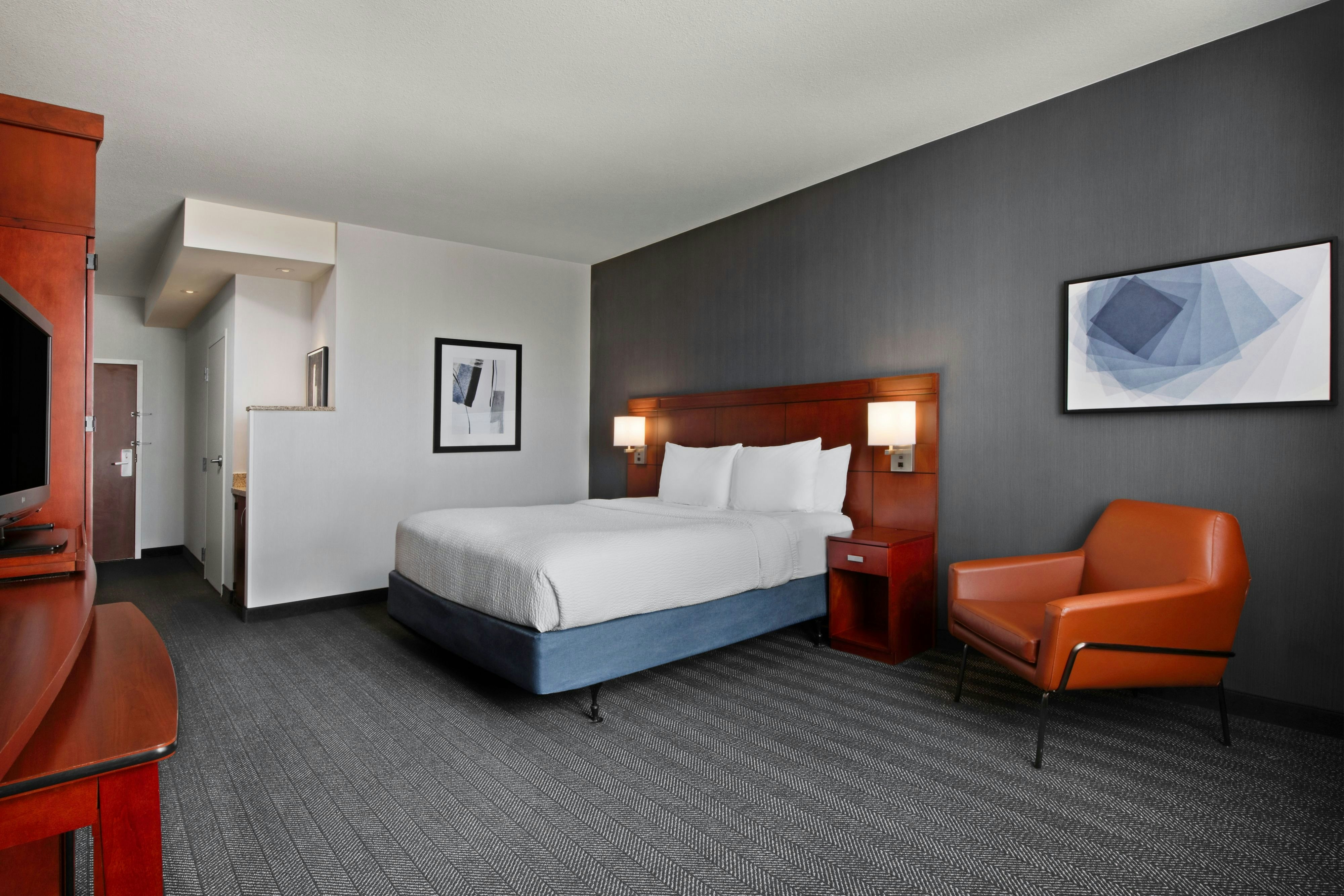Courtyard by Marriott Kansas City at Briarcliff