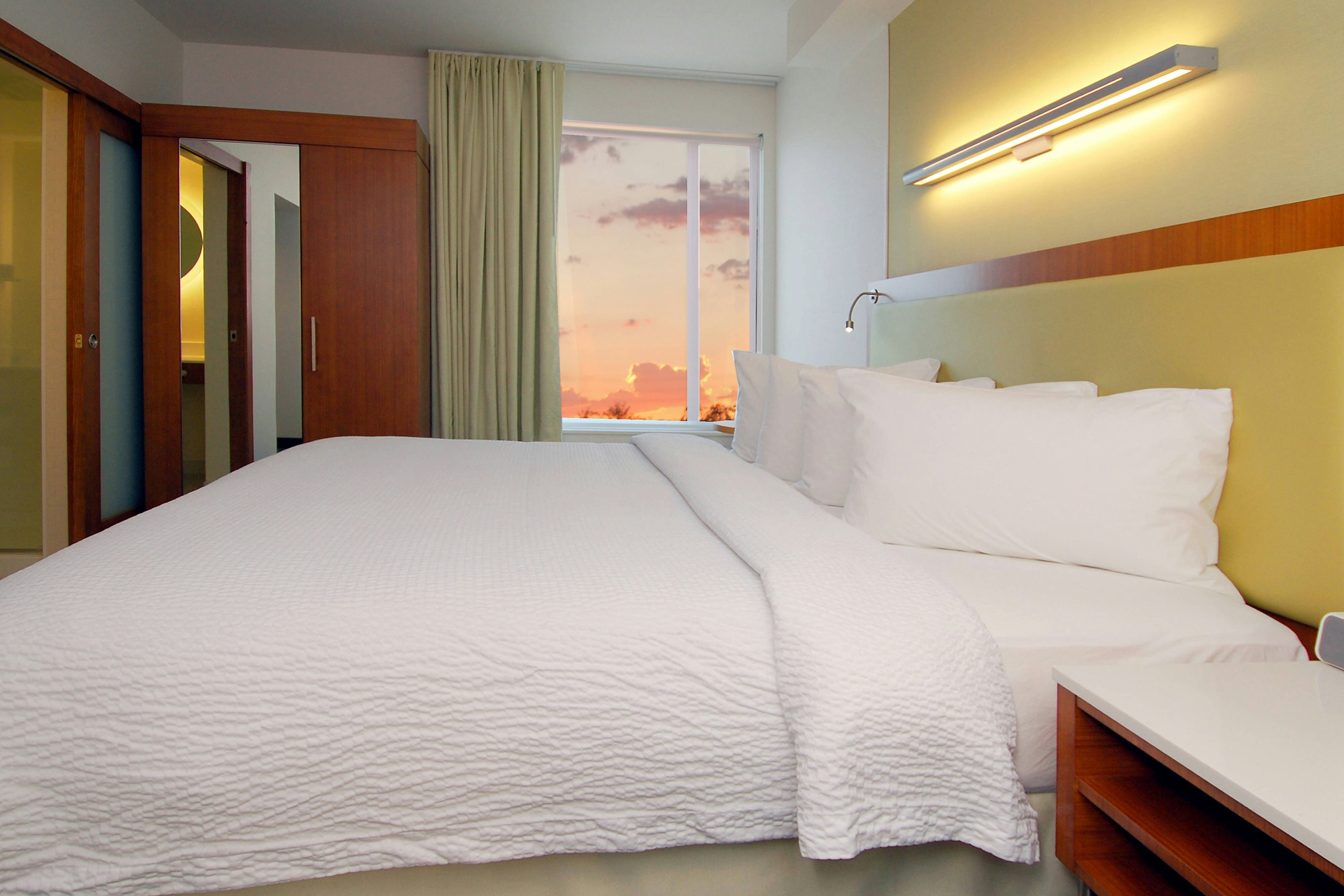 SpringHill Suites by Marriott Las Vegas North Speedway