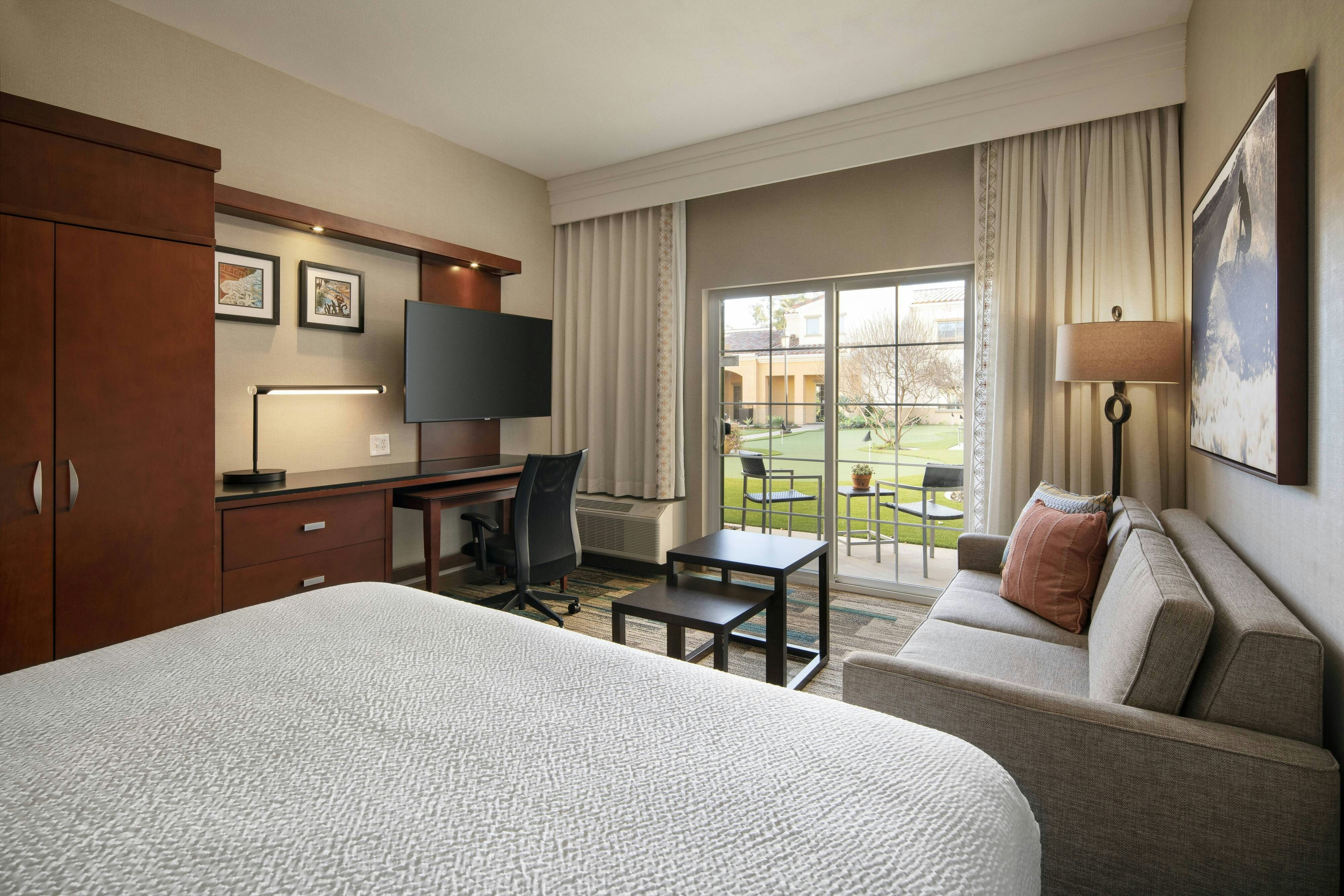 Courtyard by Marriott Santa Barbara Goleta
