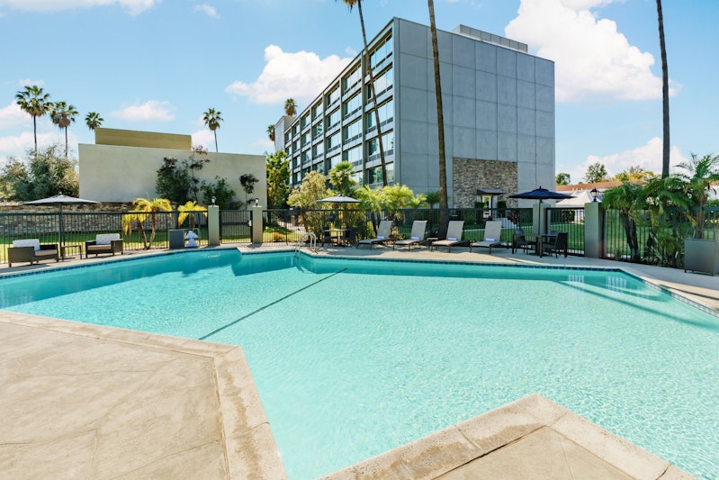 Courtyard by Marriott Los Angeles Woodland Hills