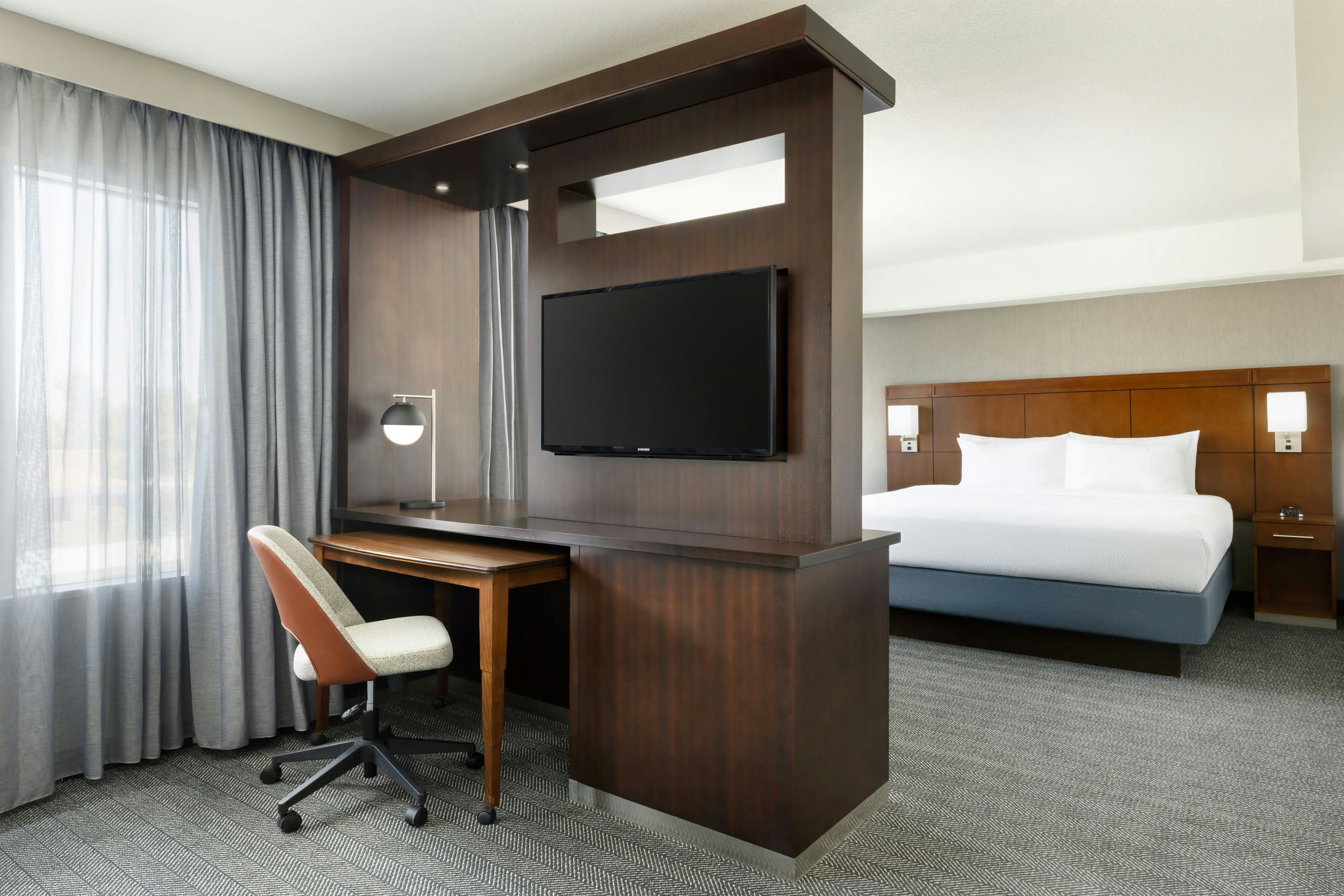 Courtyard by Marriott Los Angeles Woodland Hills