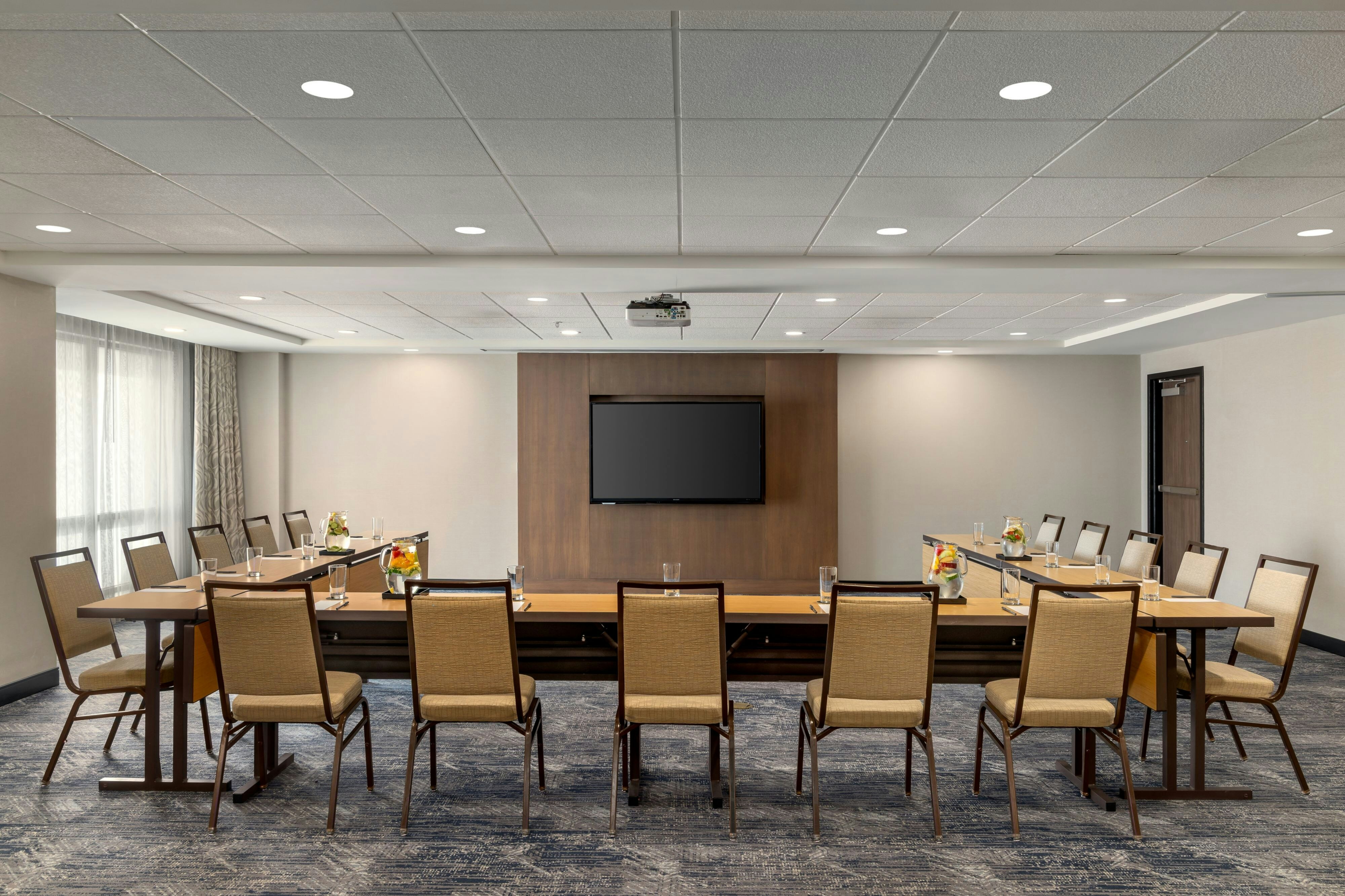 Courtyard by Marriott Portland Downtown/Waterfront