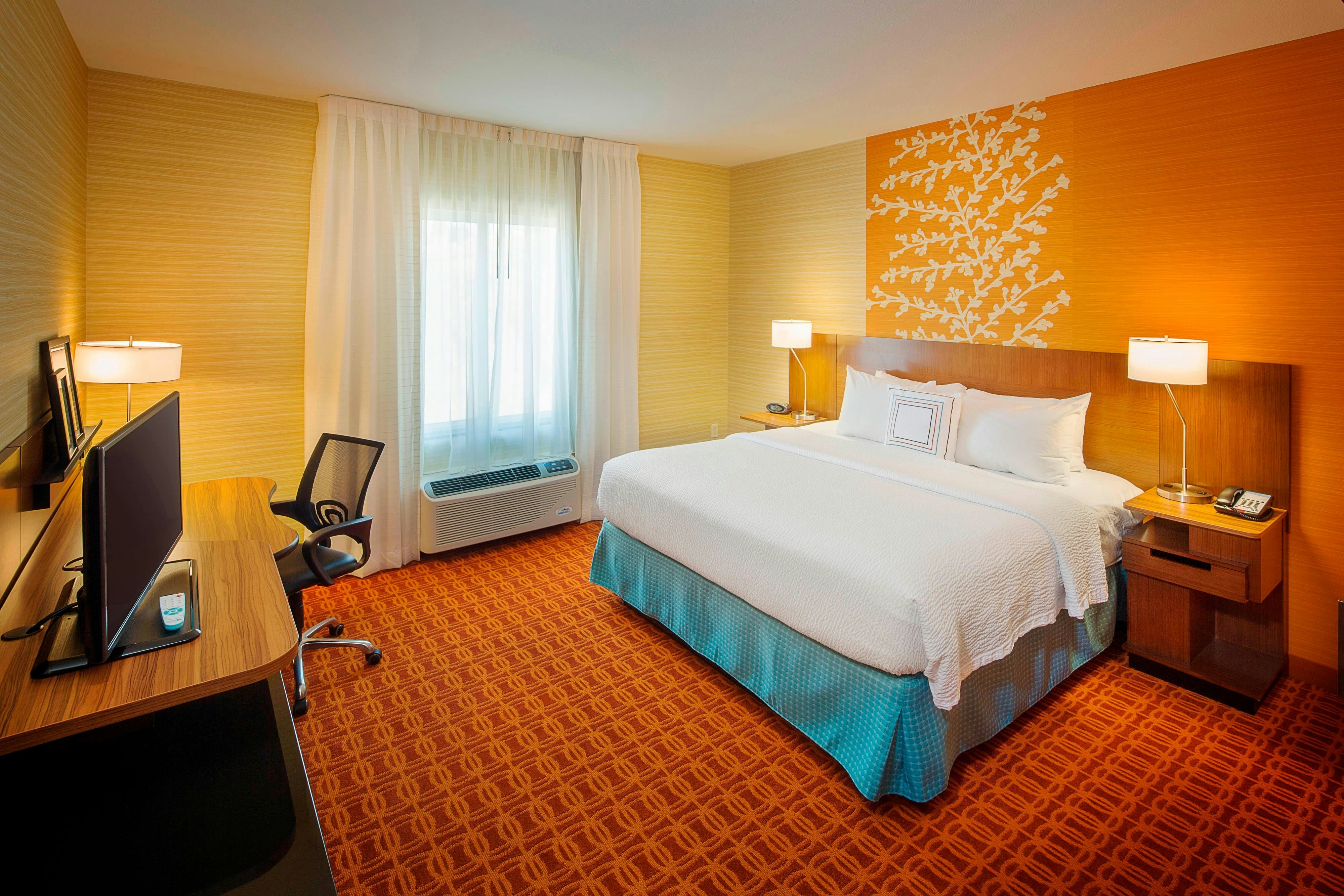 Fairfield by Marriott Inn & Suites Monaca
