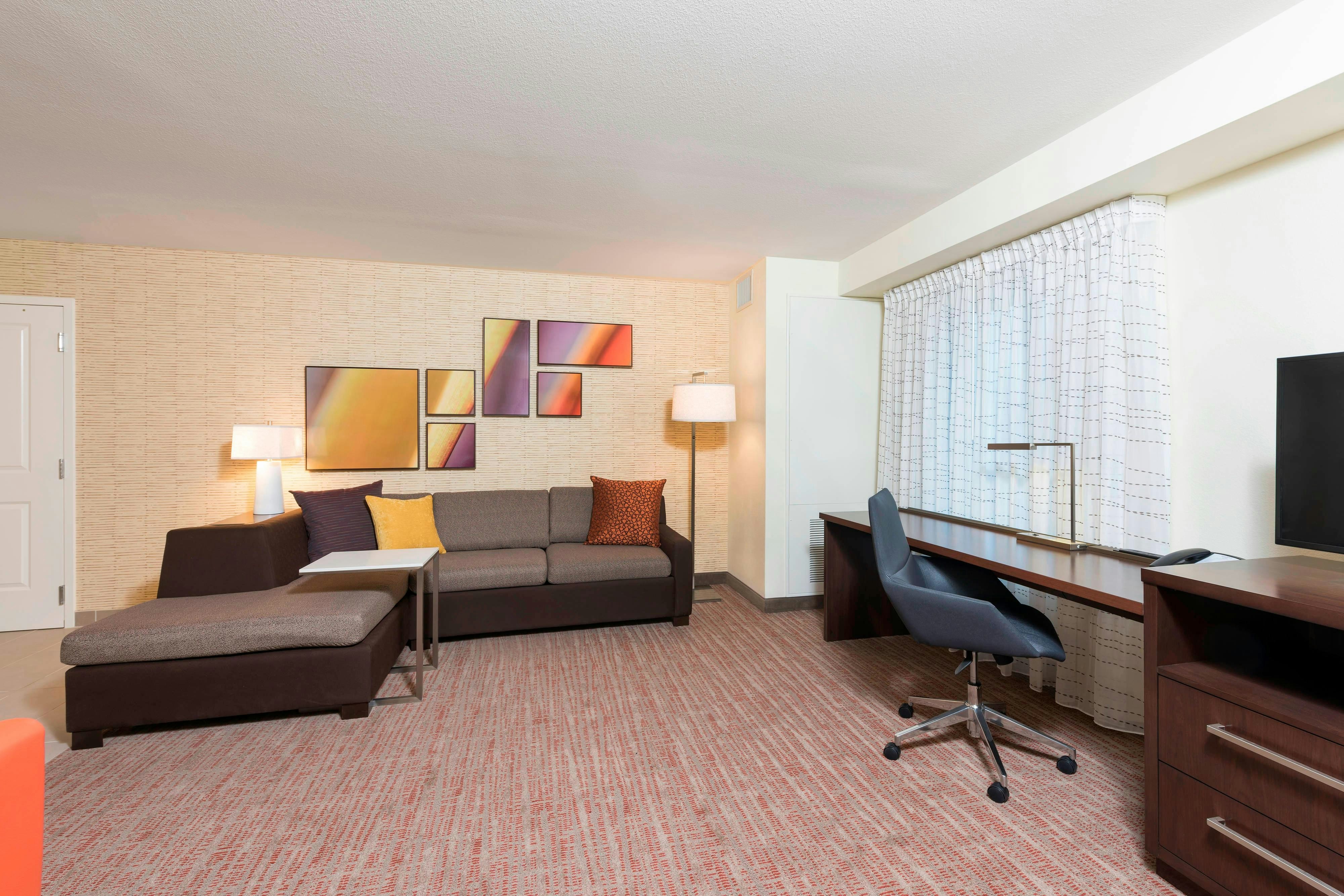 Residence Inn by Marriott Milwaukee West