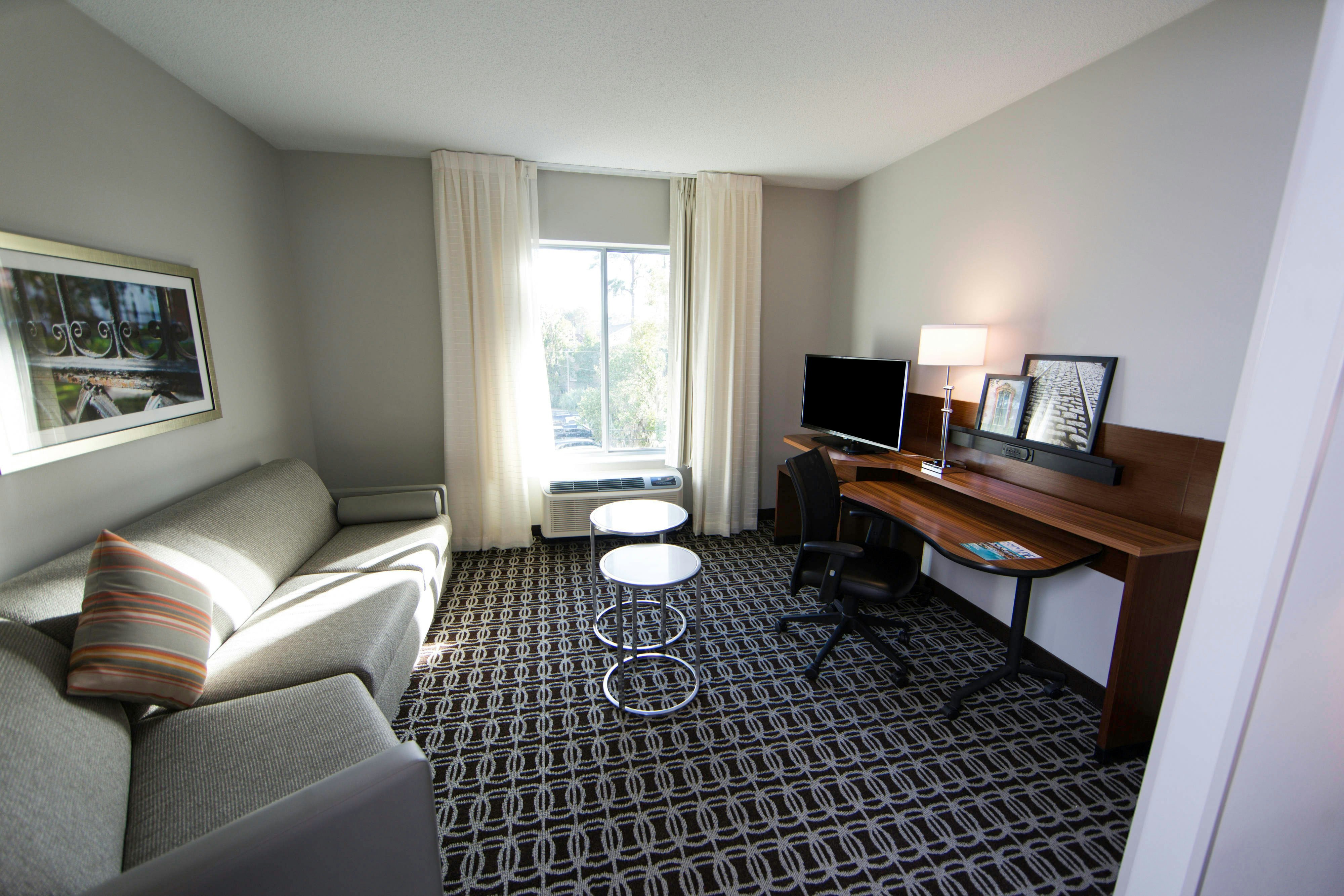 Fairfield by Marriott Inn & Suites Savannah Midtown