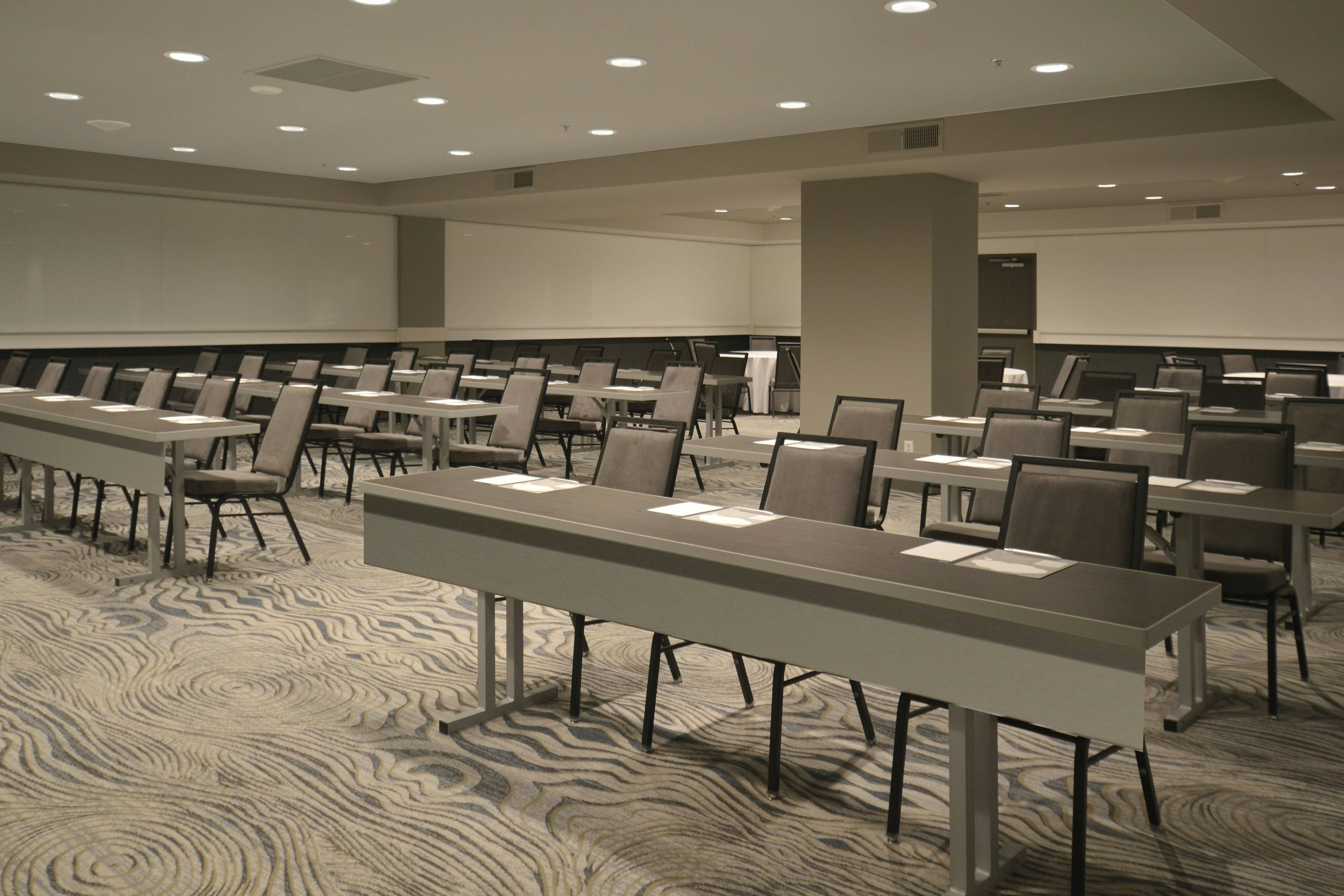 Renaissance Reno Downtown Hotel & Spa
