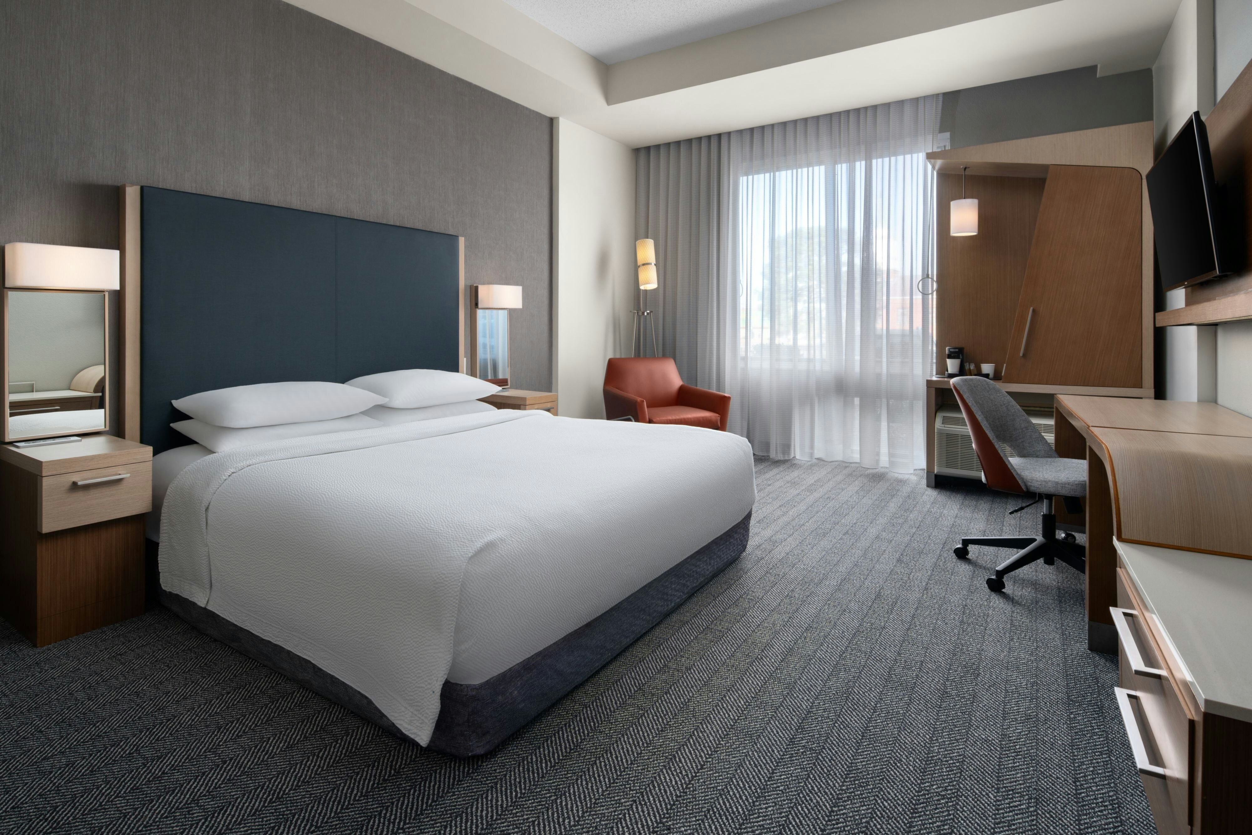 Courtyard by Marriott Fayetteville Fort Liberty/Spring Lake
