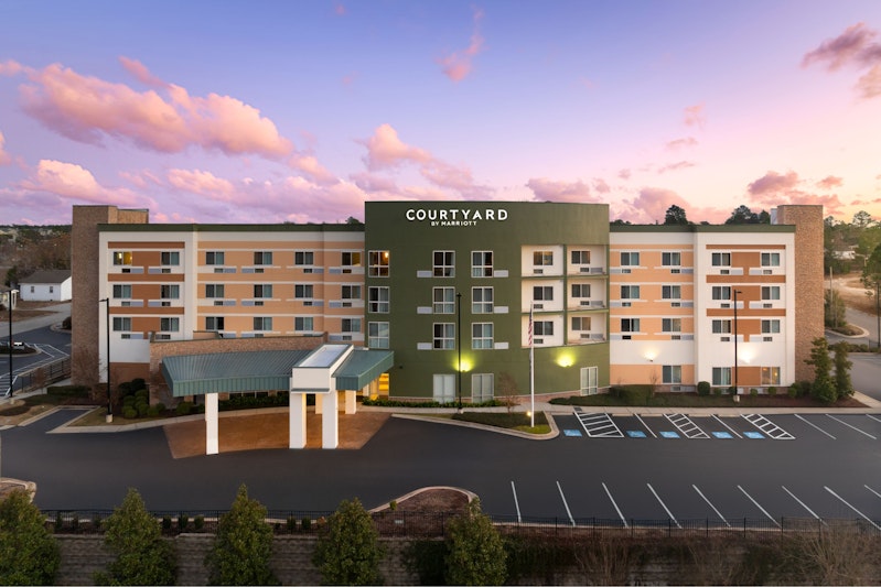 Courtyard by Marriott Fayetteville Fort Liberty/Spring Lake