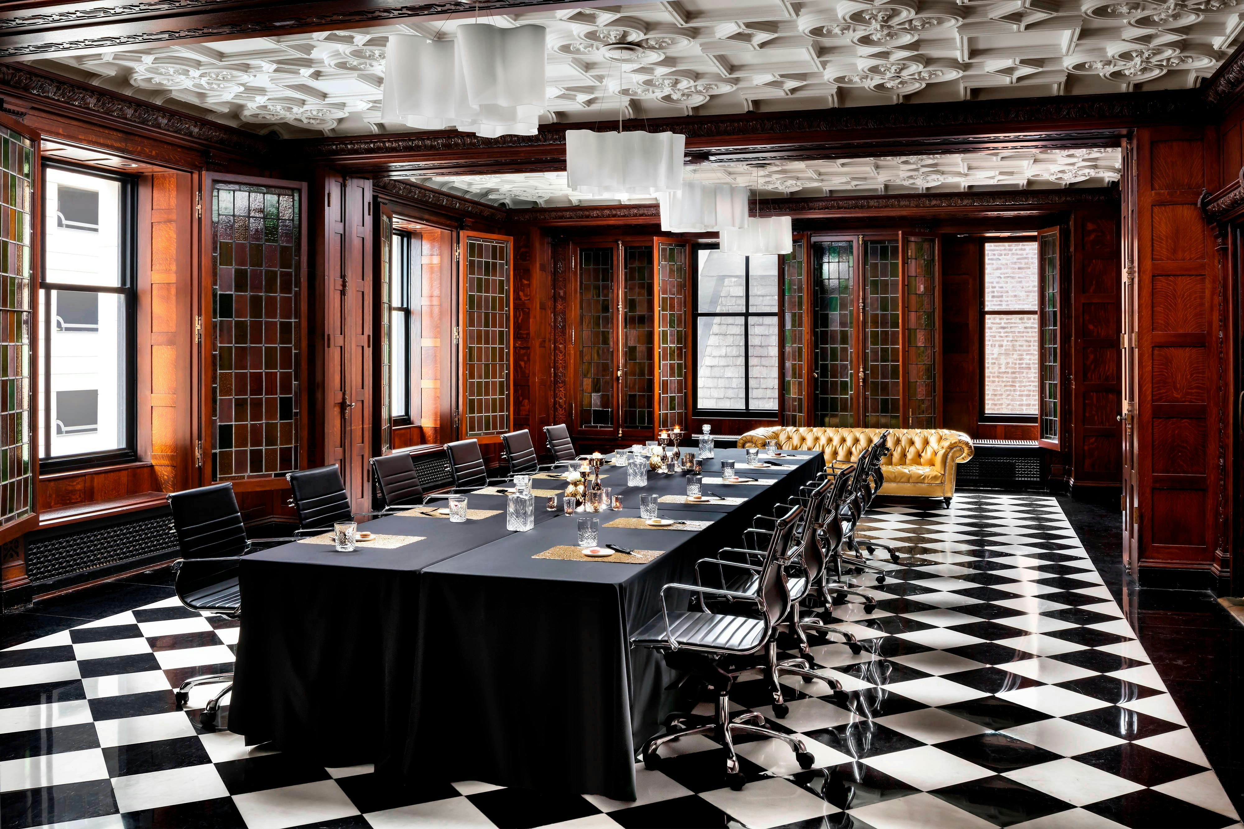 The Blackstone, Autograph Collection