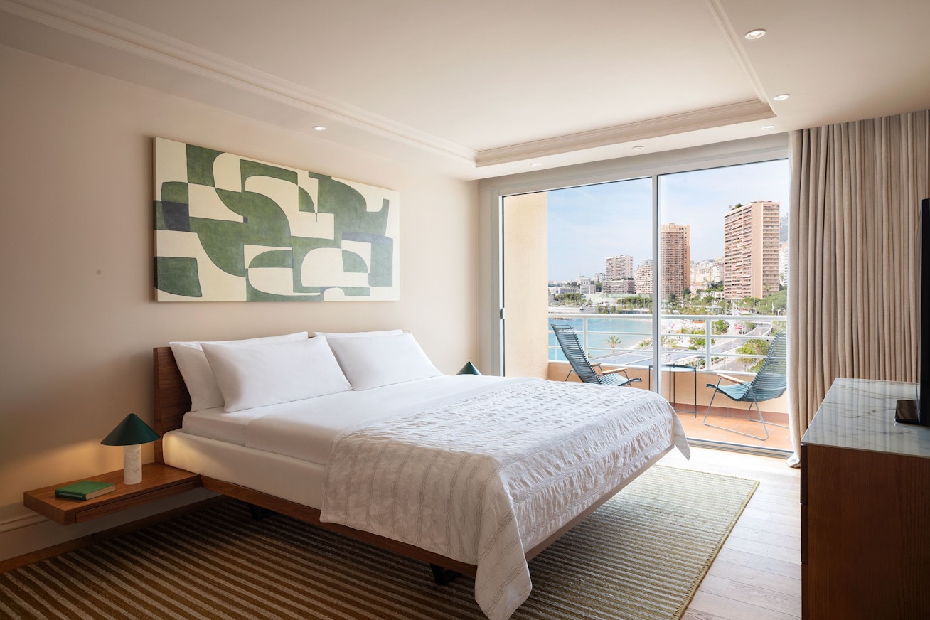 Le Meridien Beach Plaza