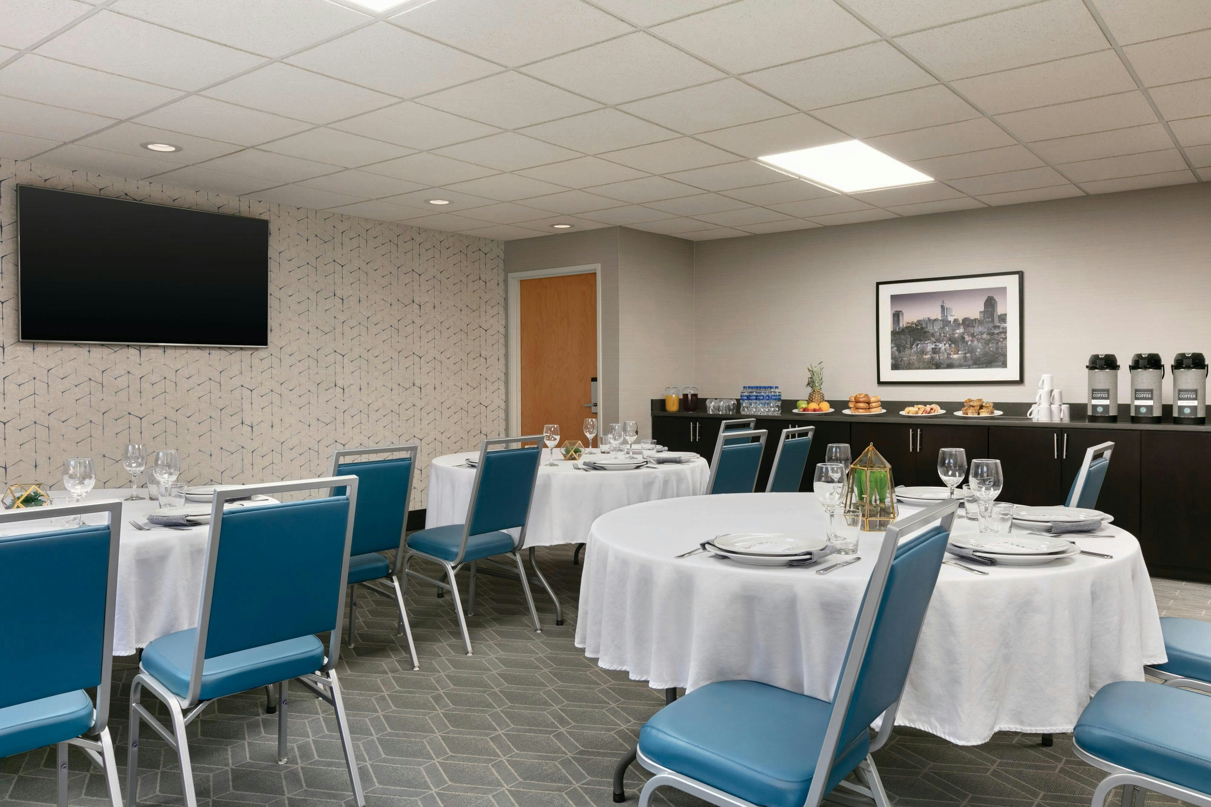 Four Points by Sheraton Raleigh Arena
