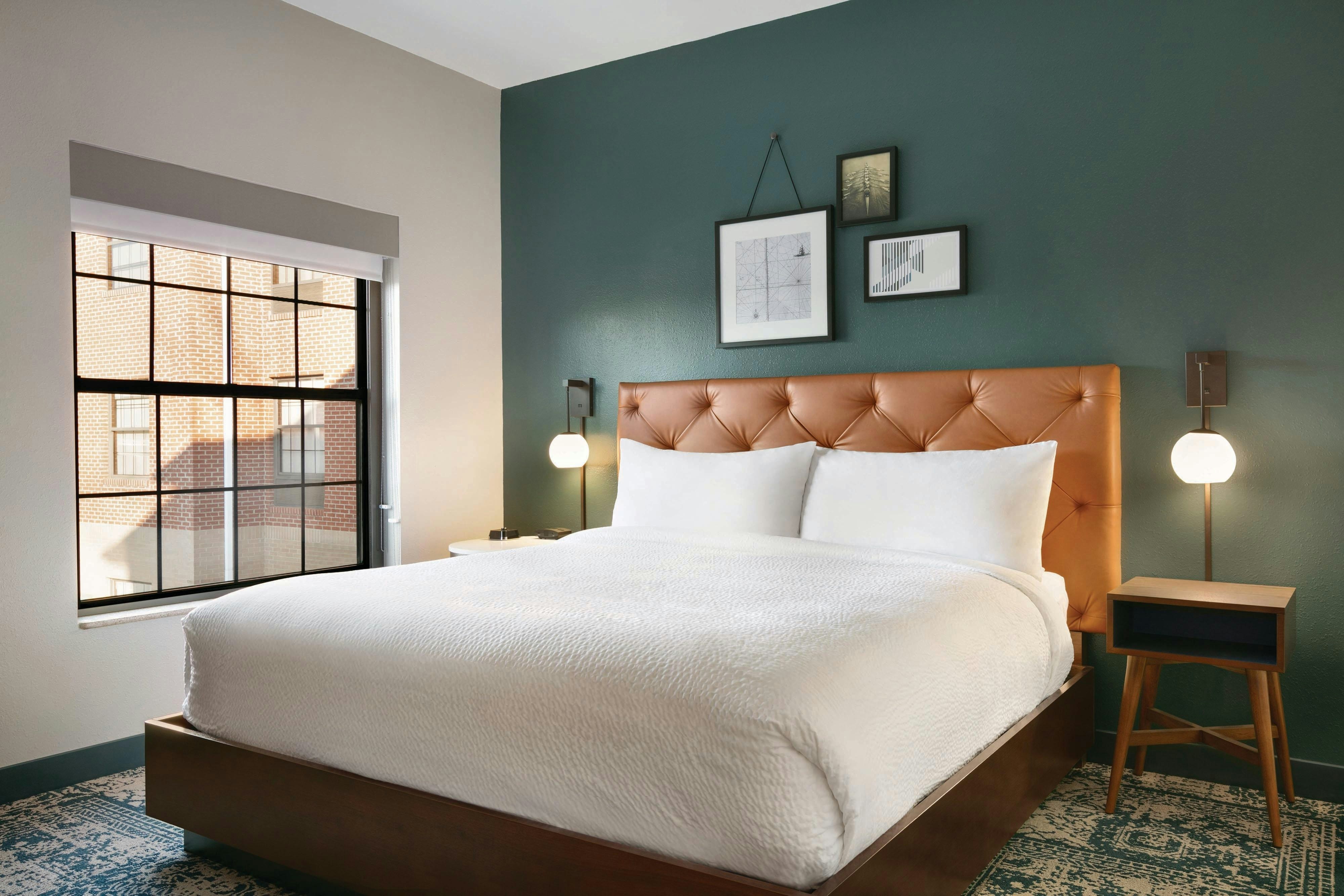 Four Points by Sheraton Raleigh Arena
