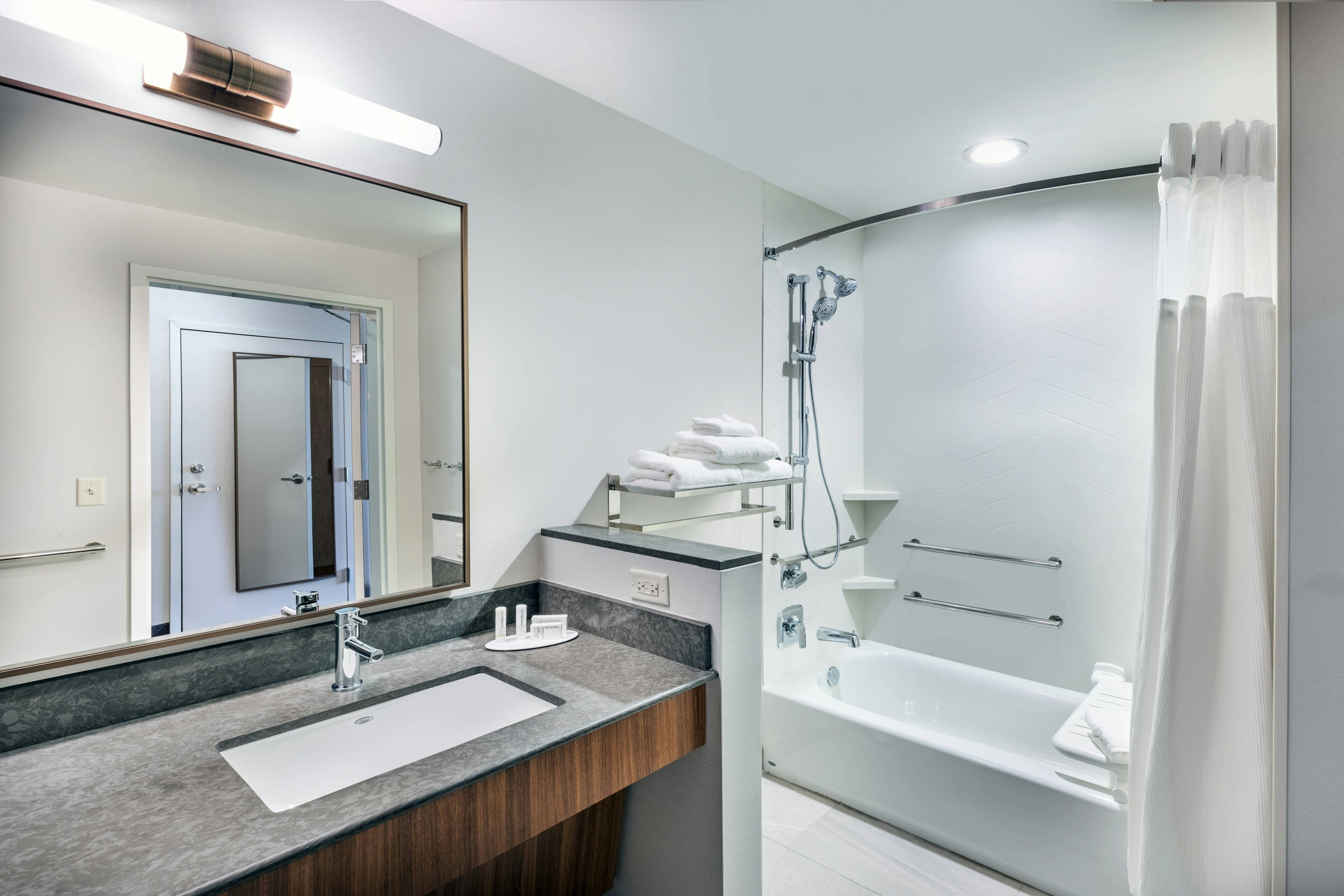 Fairfield by Marriott Inn & Suites Houston Memorial City Area