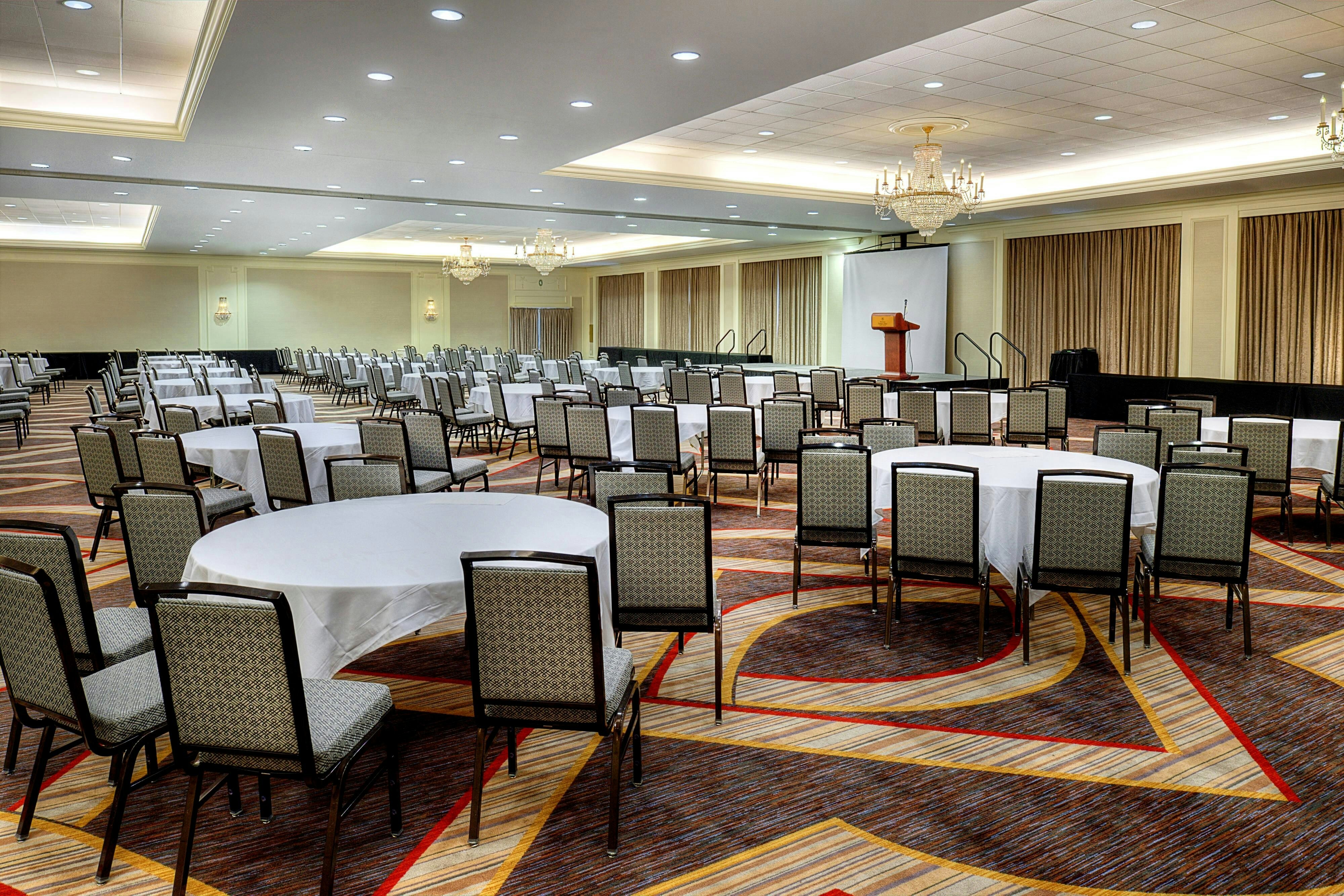 Sheraton Westport Chalet Hotel St. Louis
