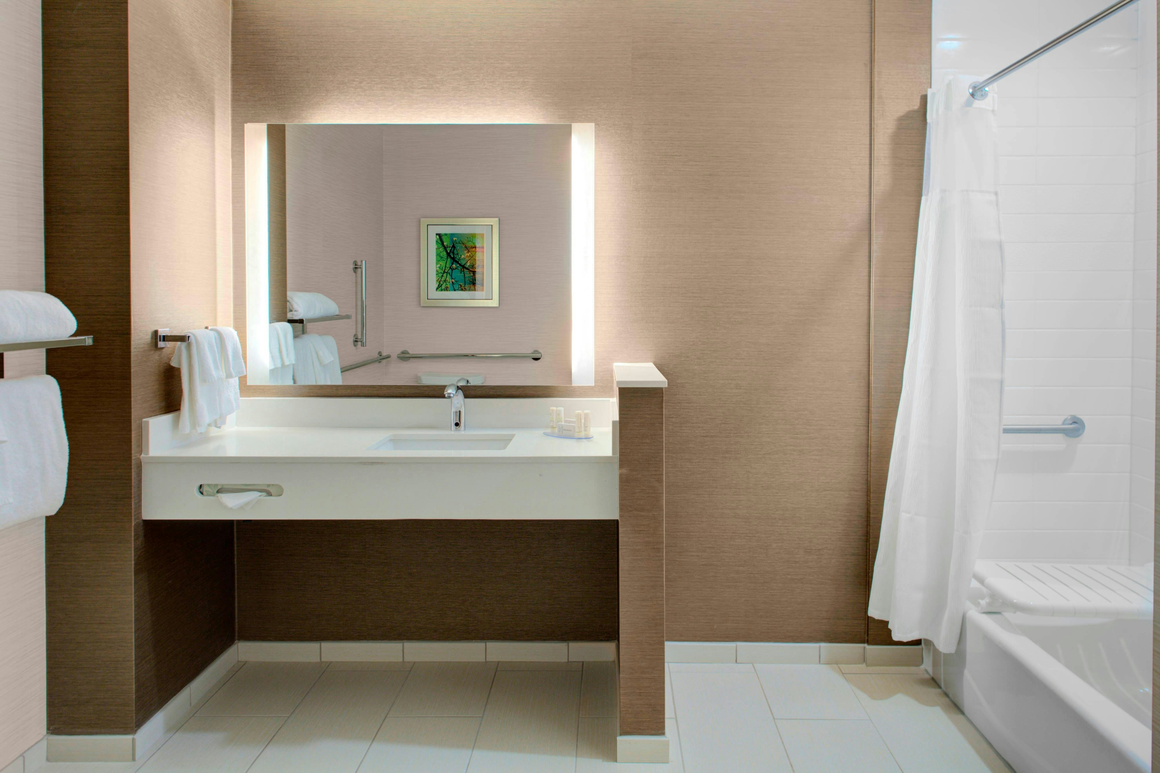 Fairfield by Marriott Inn & Suites Bakersfield North/Airport