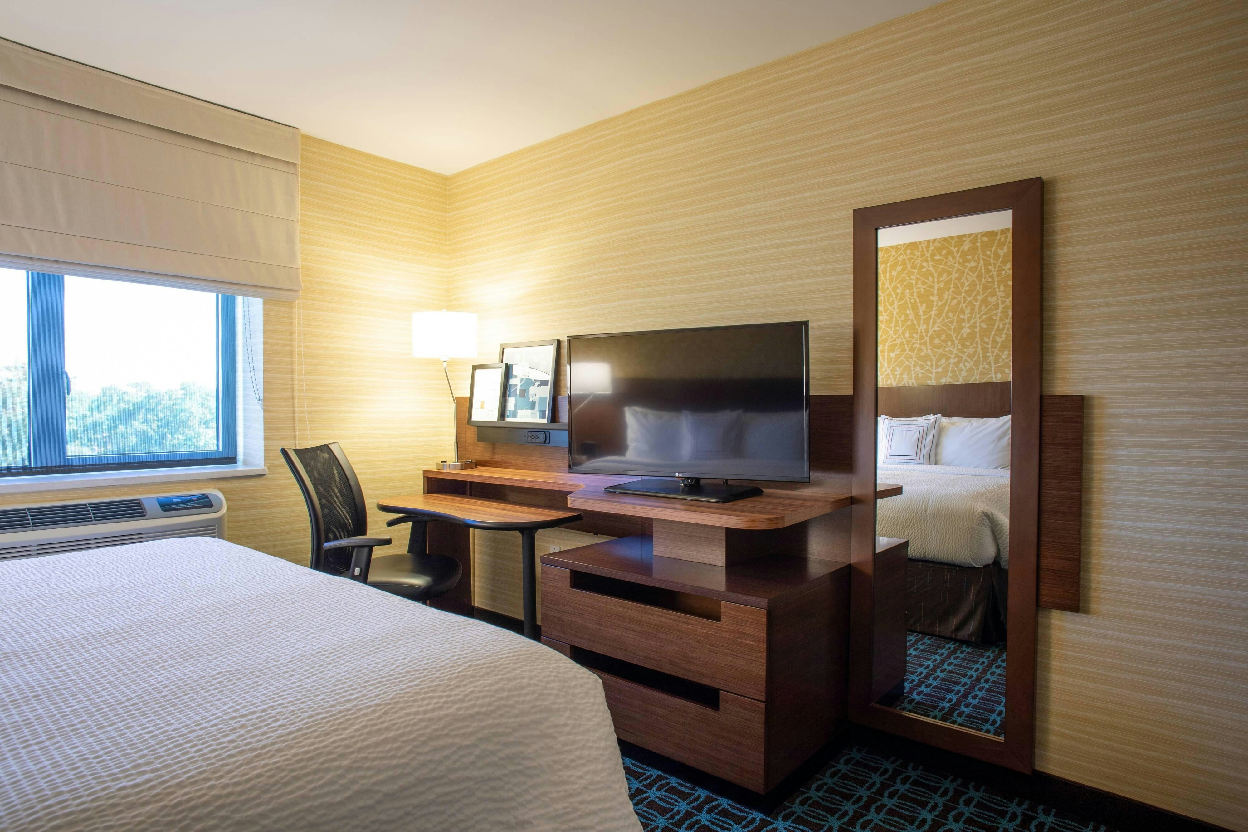 Fairfield by Marriott Inn & Suites New York Queens/Fresh Meadows