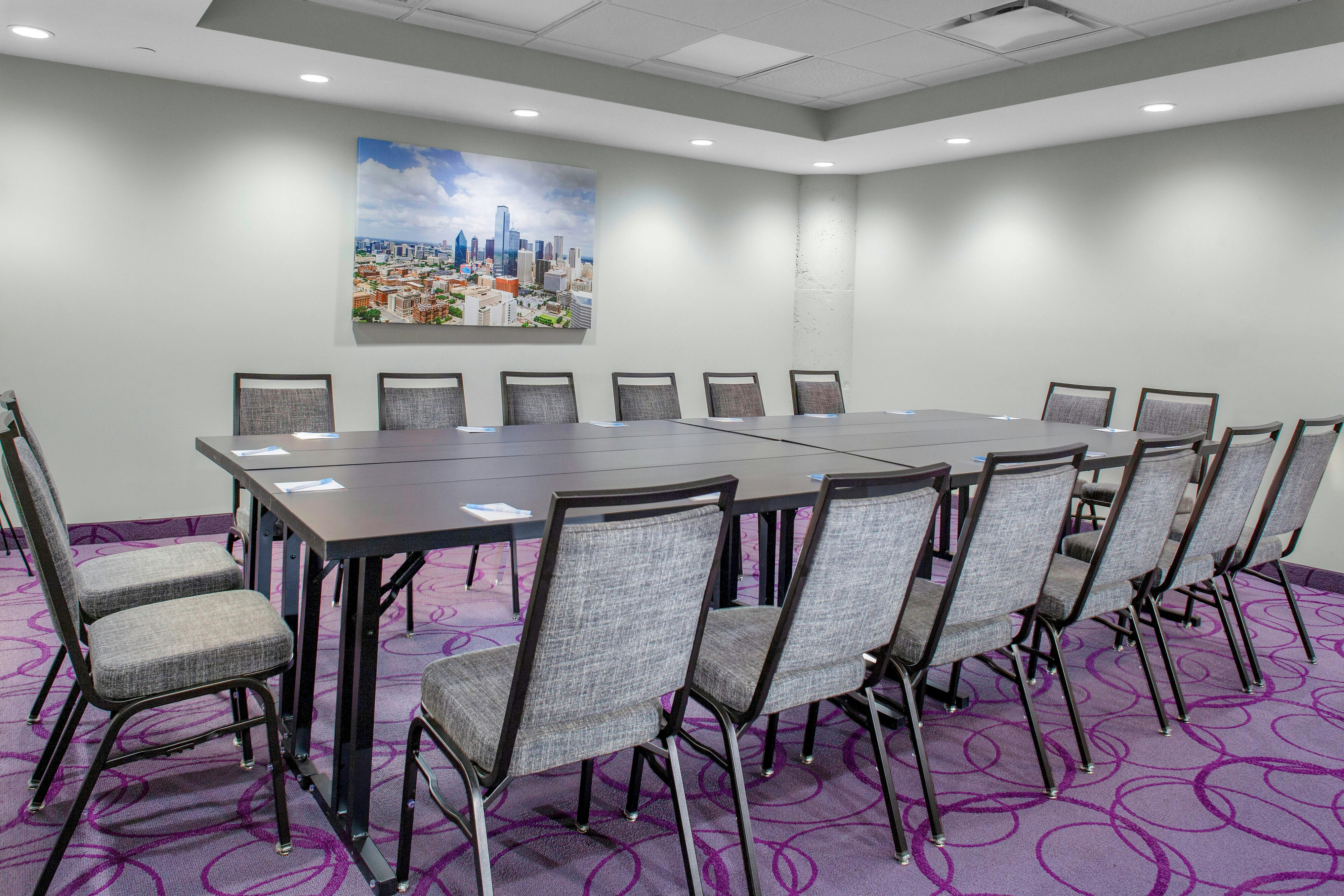 Fairfield by Marriott Inn & Suites Dallas Downtown