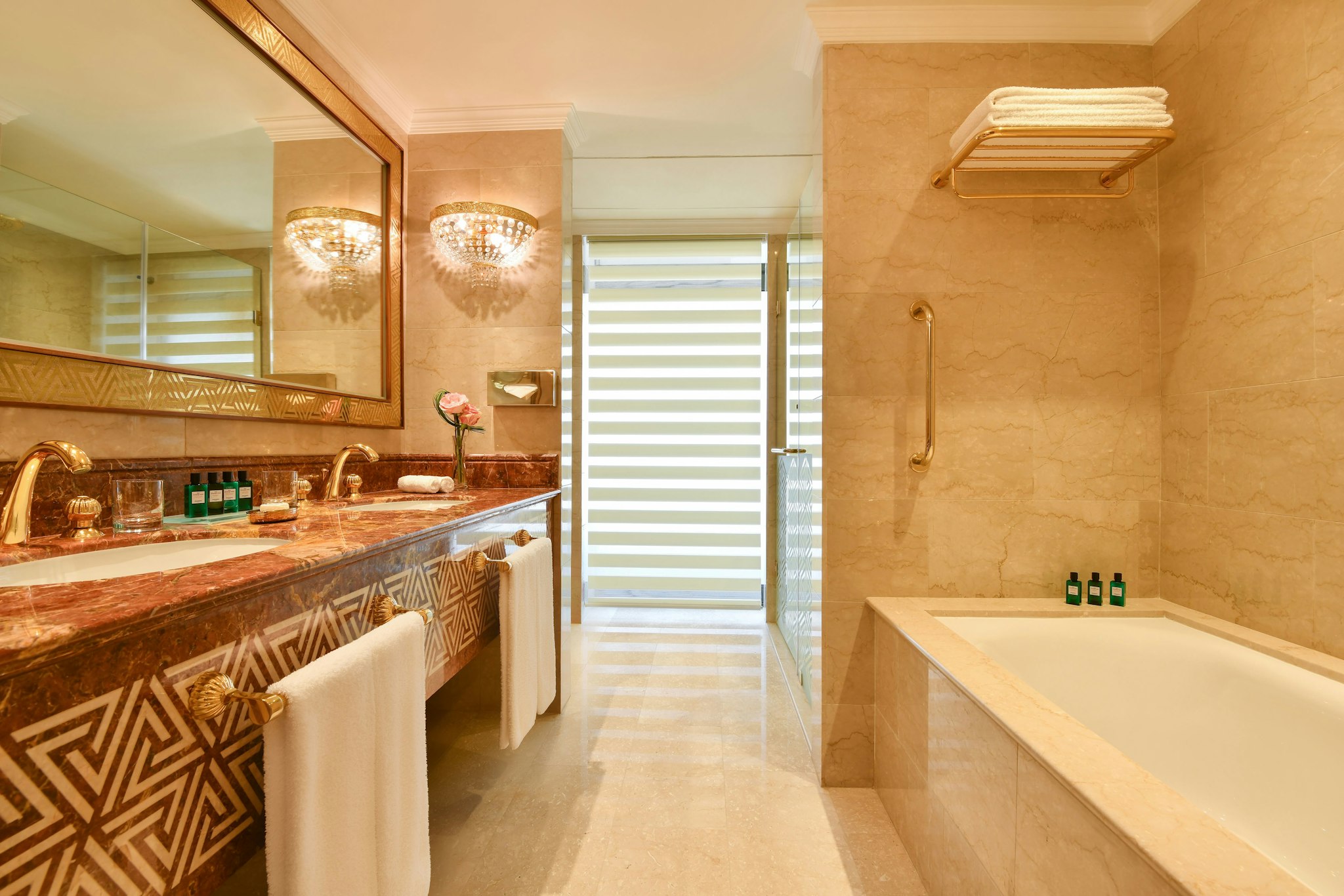 Sheraton Grand Doha Resort & Convention Hotel