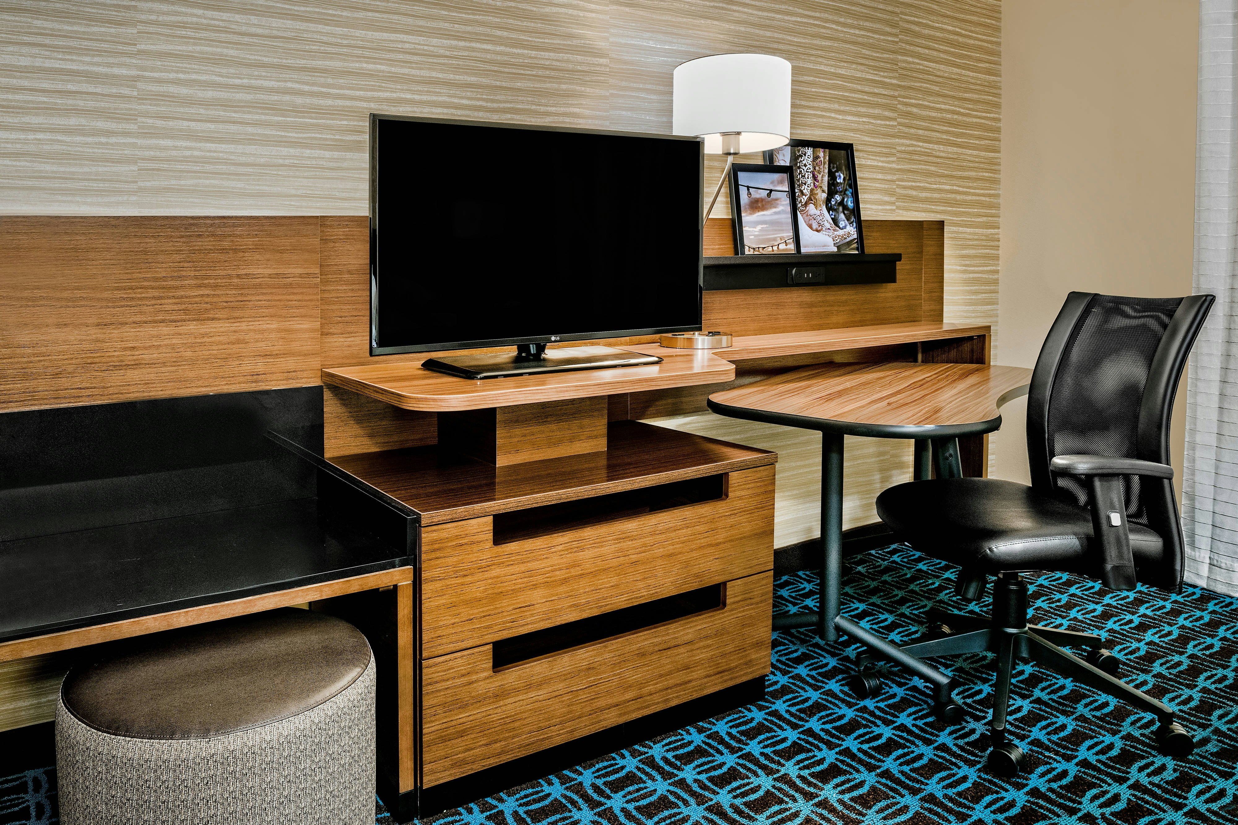 Fairfield by Marriott Inn & Suites Van Canton Area