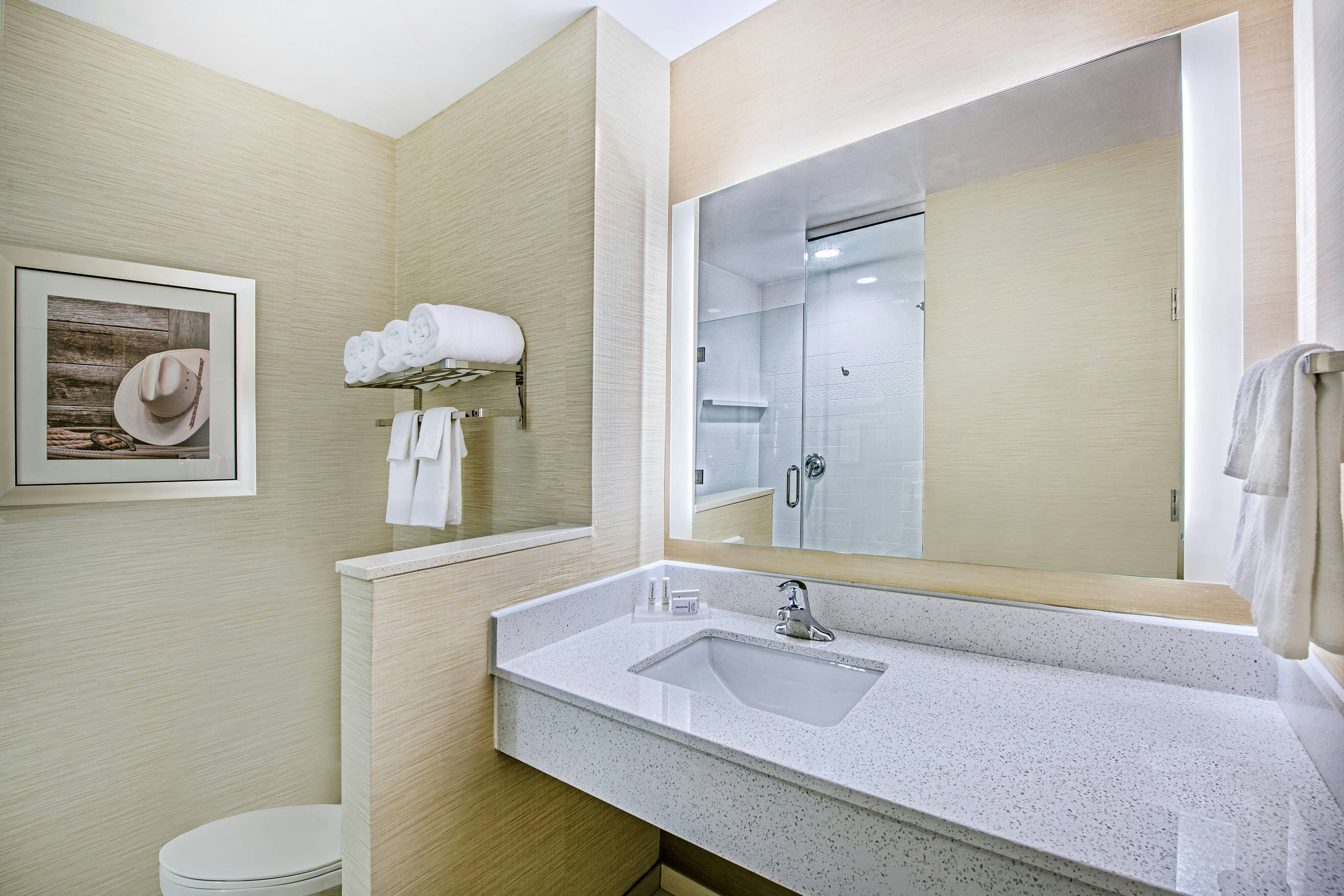 Fairfield by Marriott Inn & Suites Van Canton Area