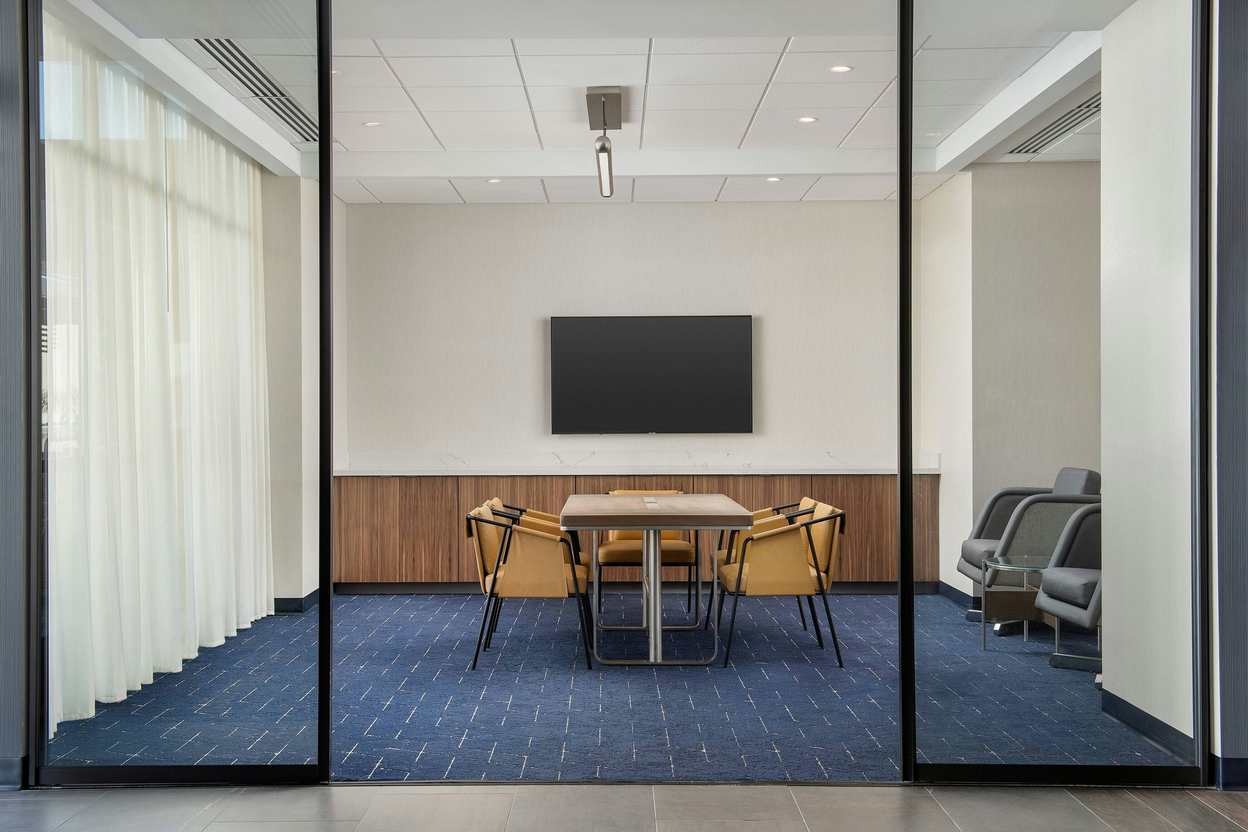 Courtyard by Marriott Indianapolis Plainfield