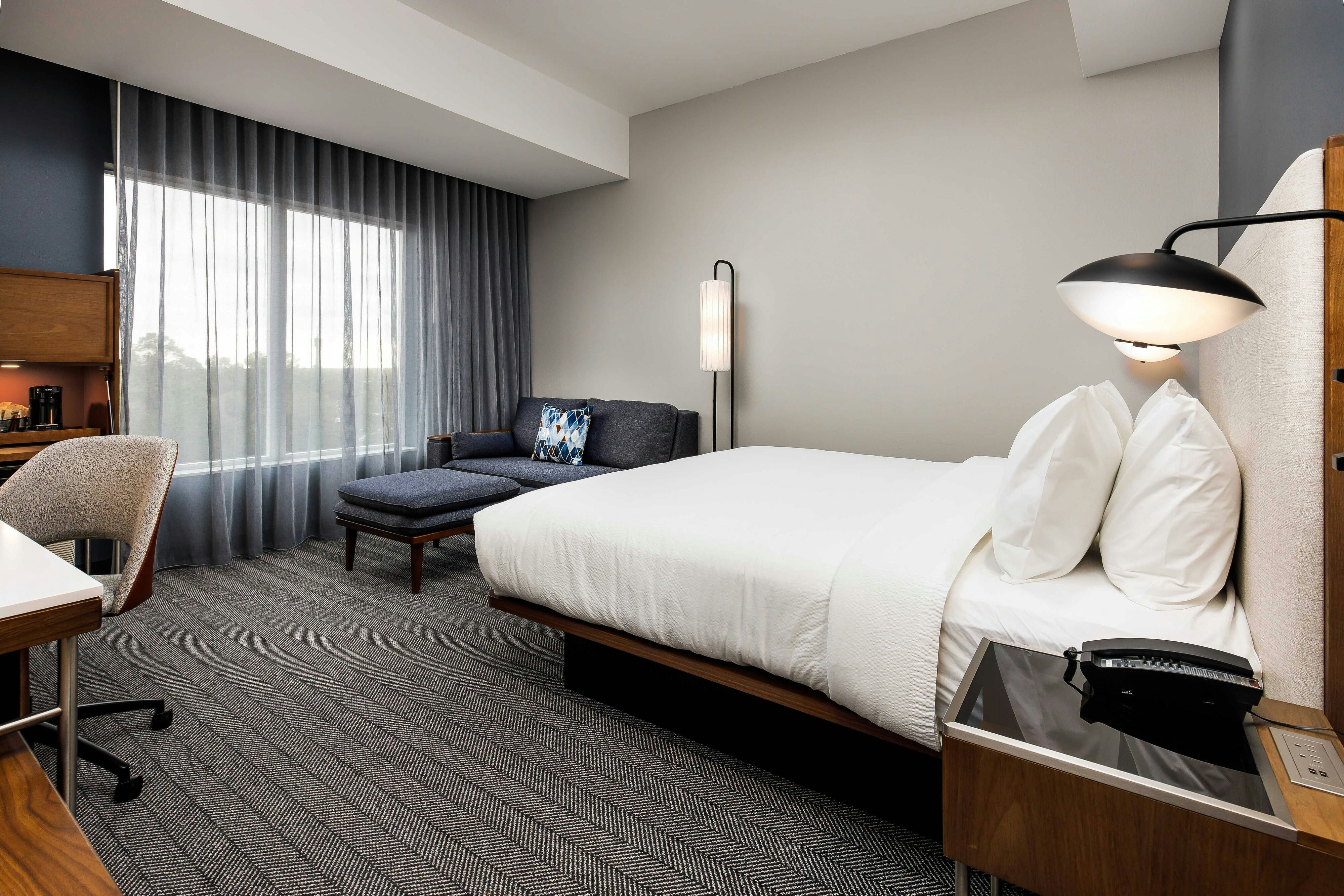 Courtyard by Marriott Pensacola I-10 West