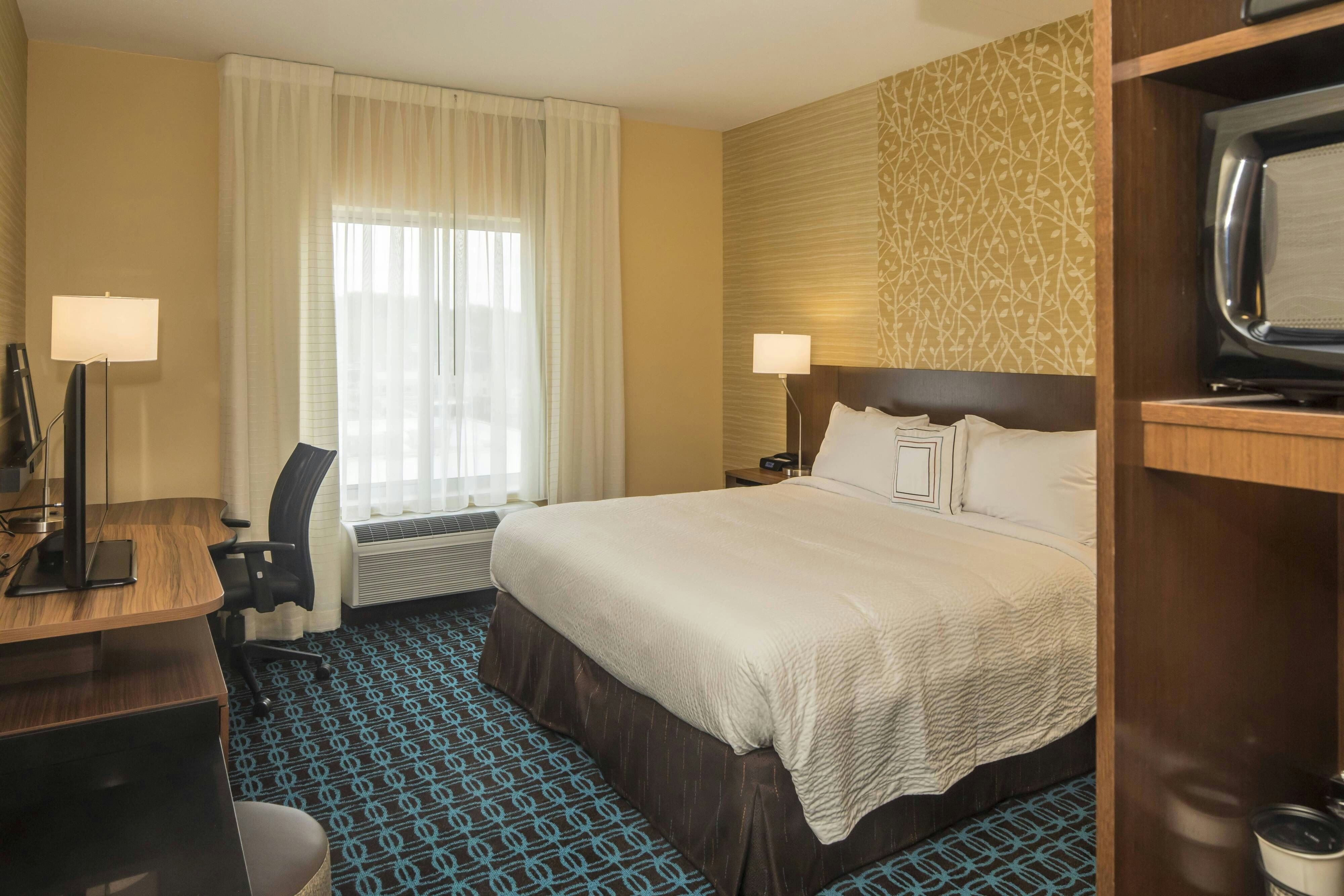 Fairfield by Marriott Inn & Suites Pittsburgh North/McCandless Crossing