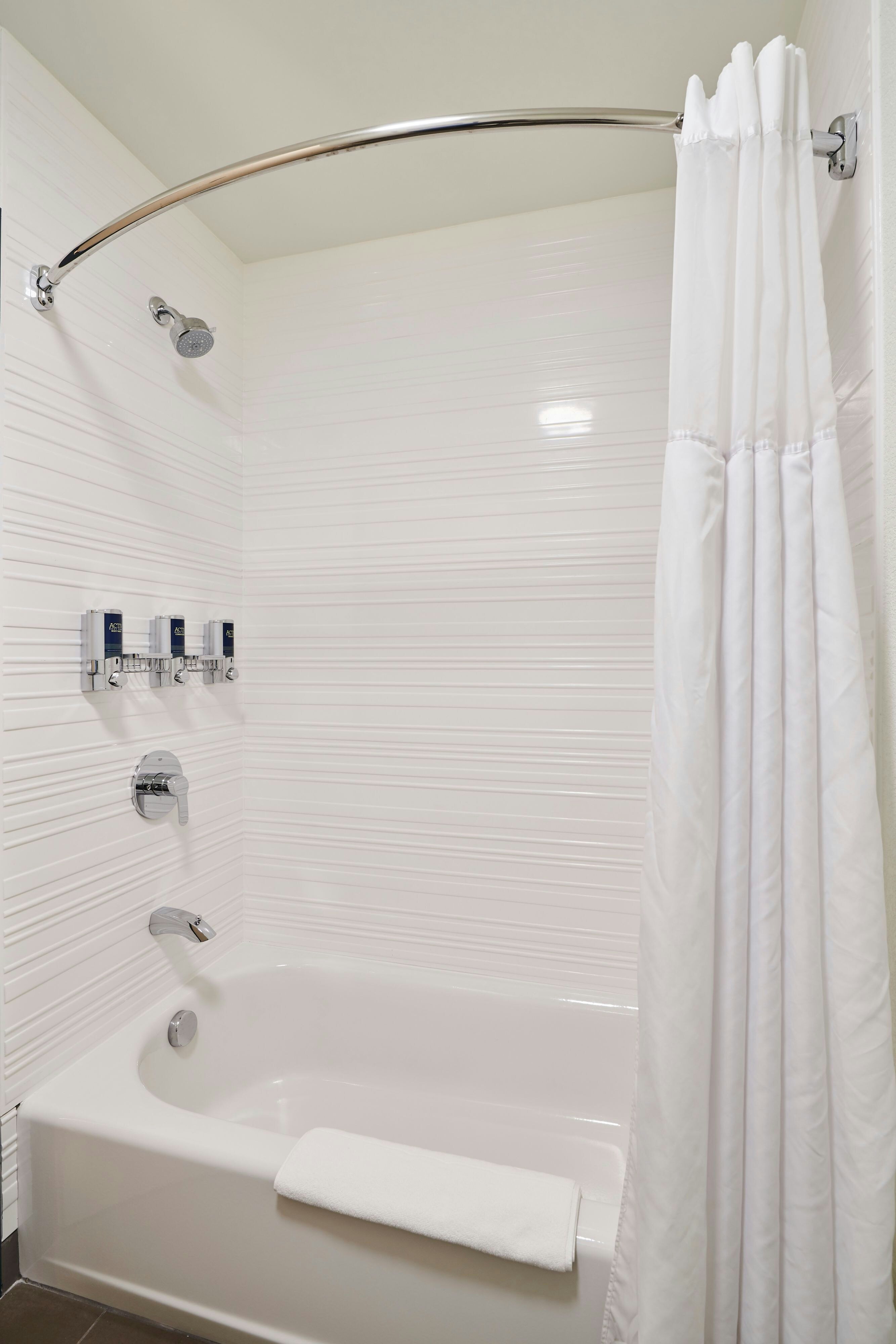Four Points by Sheraton Cleveland-Eastlake