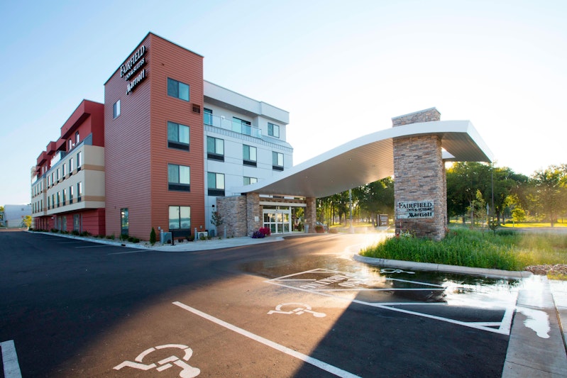 Fairfield by Marriott Inn & Suites Detroit Lakes