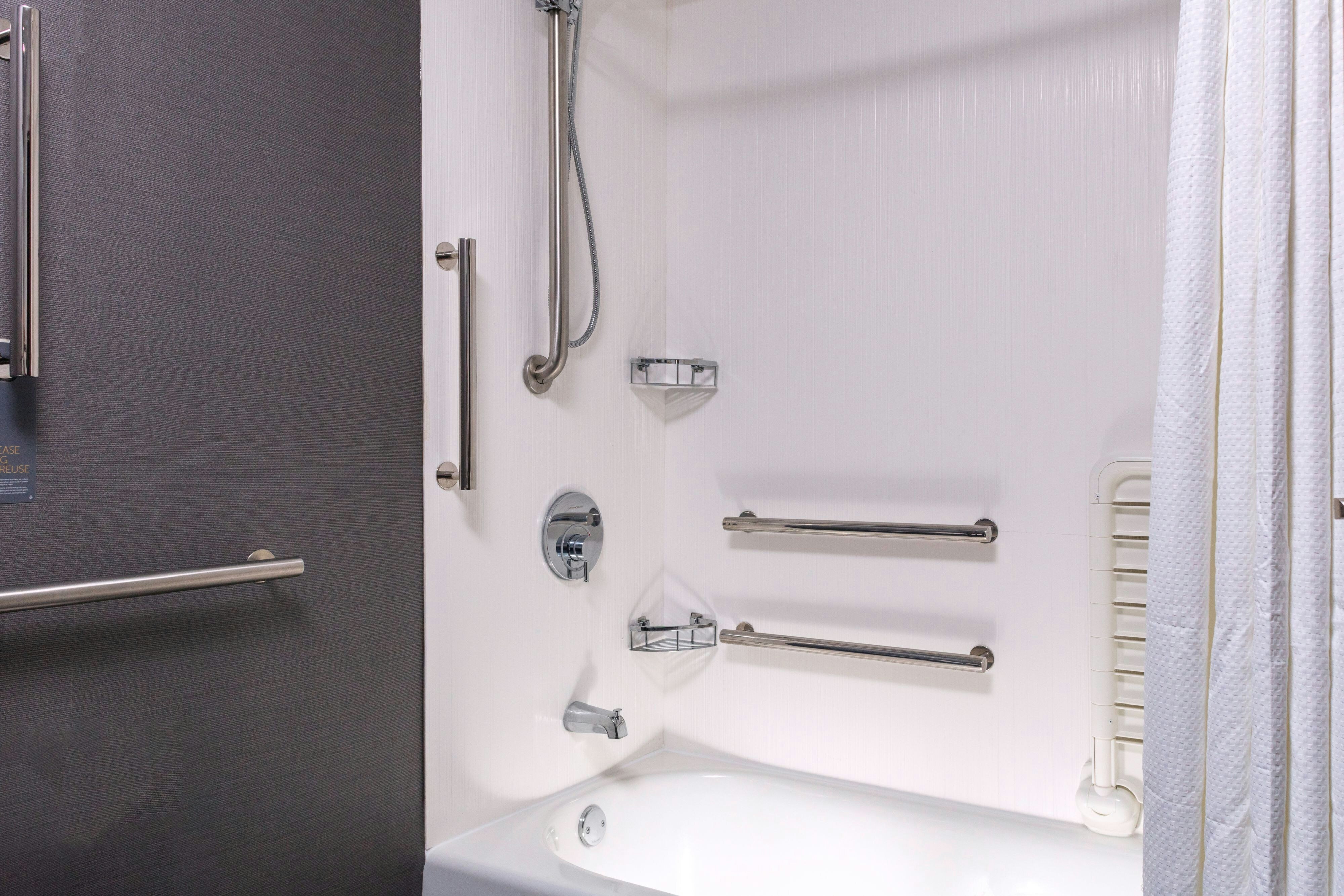 Courtyard by Marriott Memphis East/Galleria
