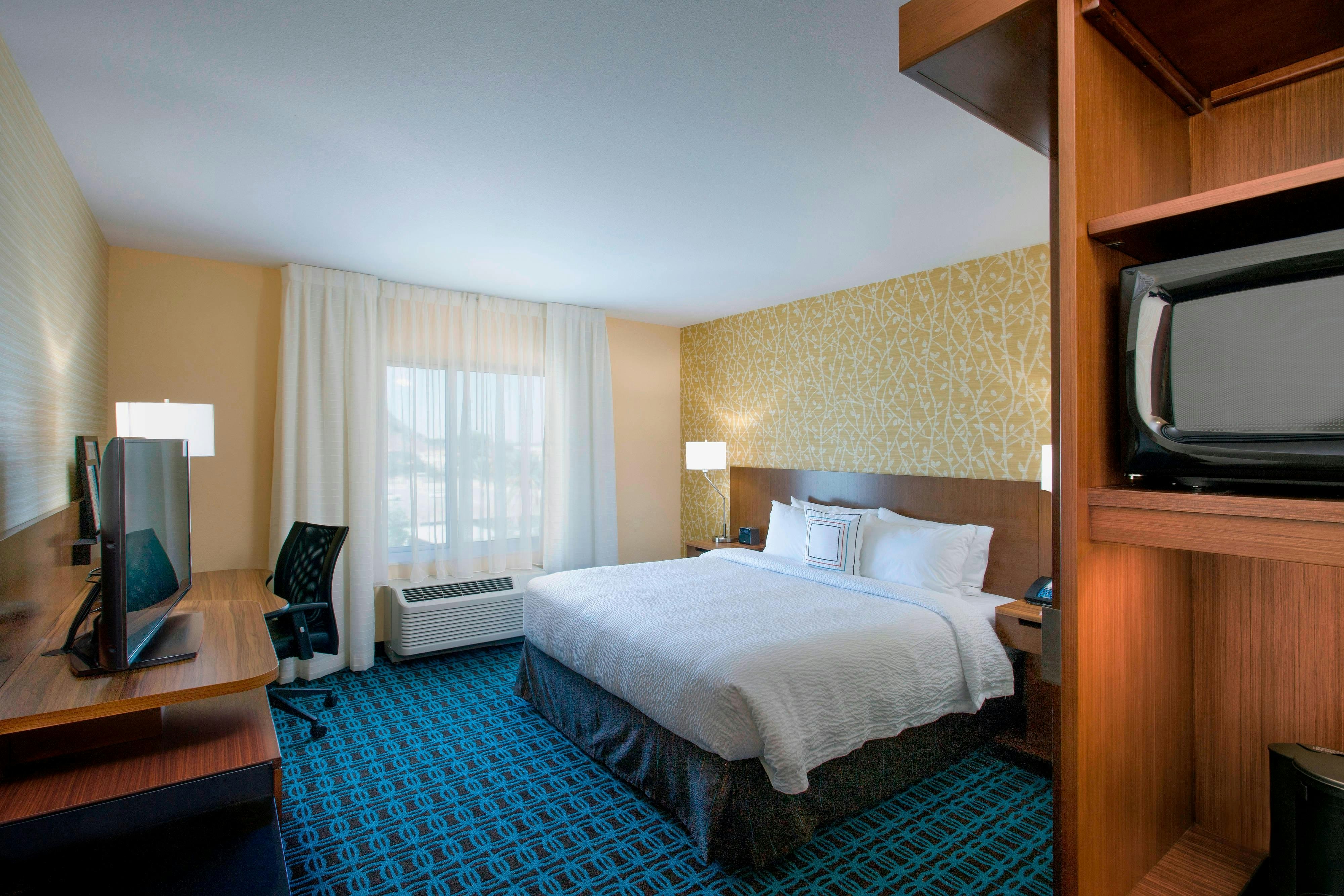 Fairfield by Marriott Inn & Suites Phoenix Tempe/Airport