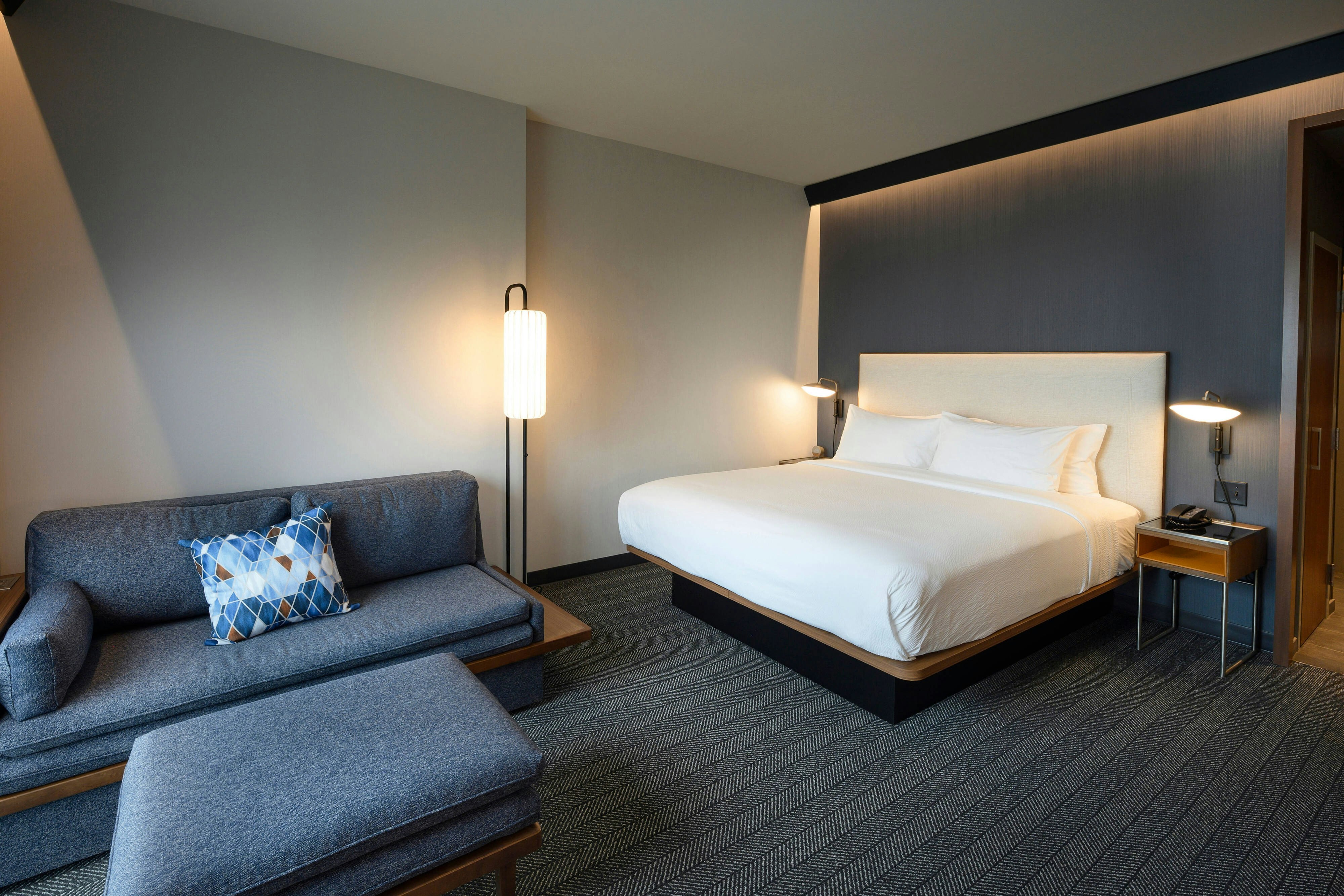 Courtyard by Marriott Charlotte Waverly