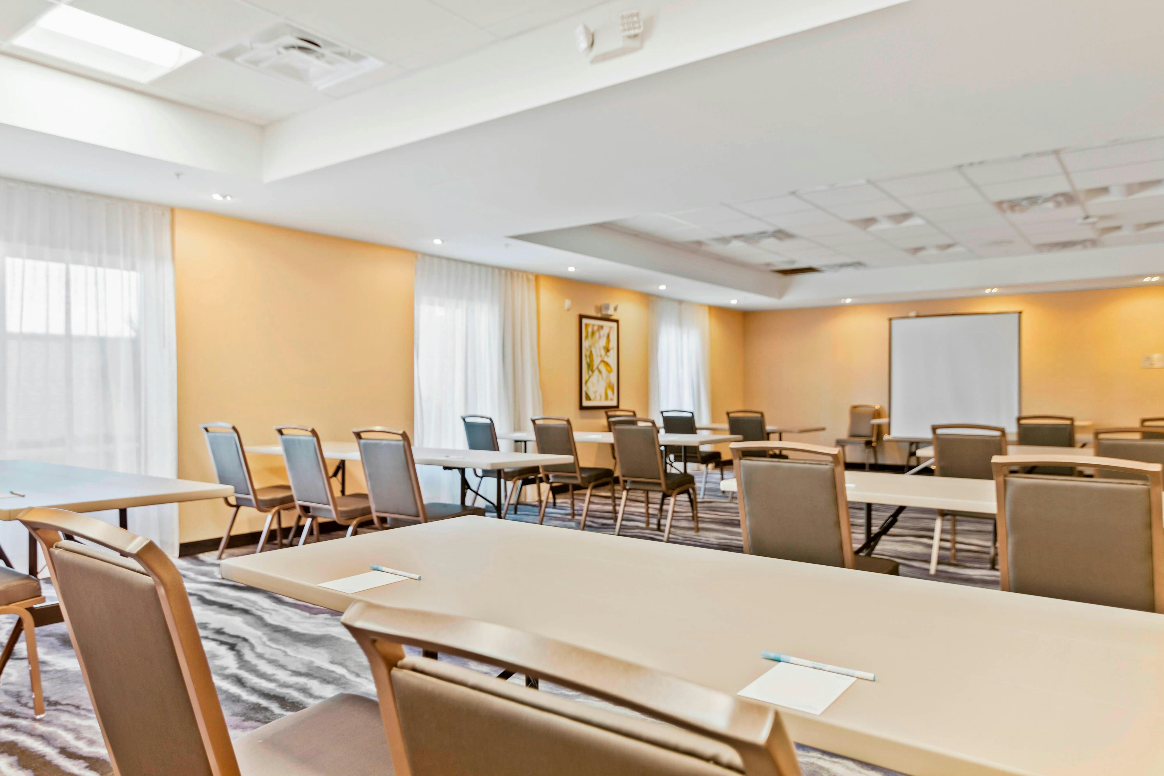 Fairfield by Marriott Inn & Suites St Petersburg North