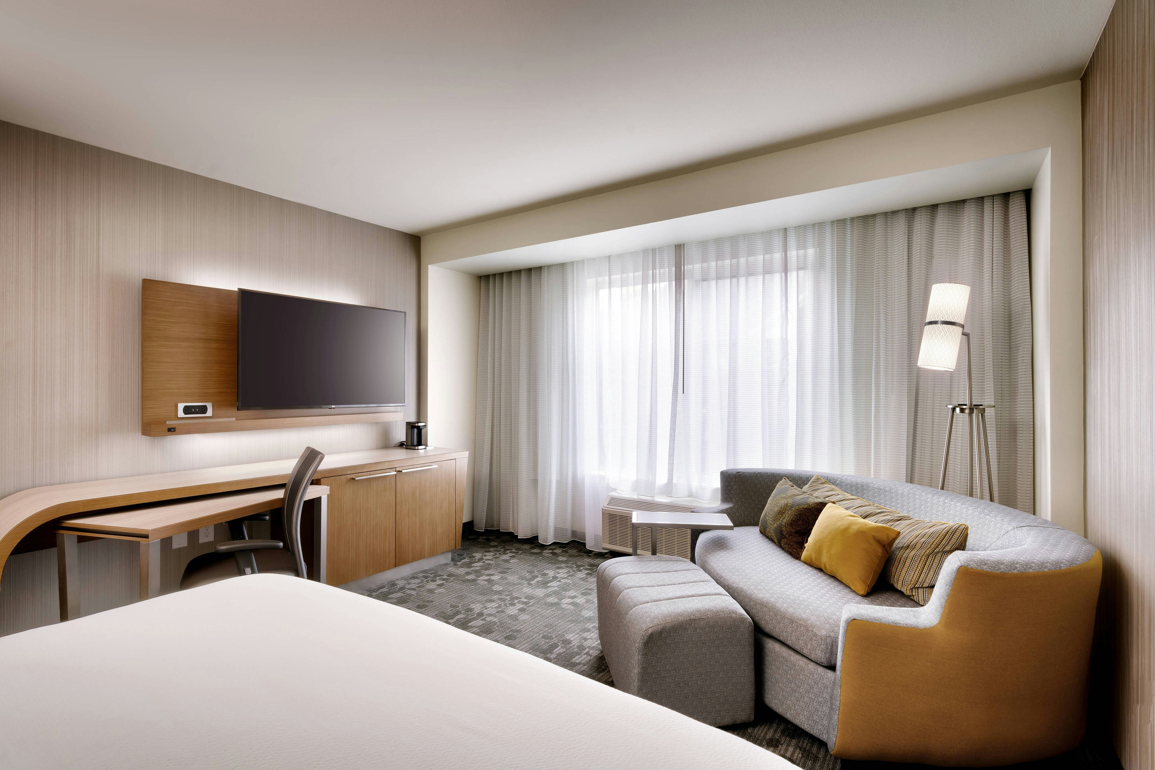 Courtyard by Marriott Atlanta Duluth Downtown