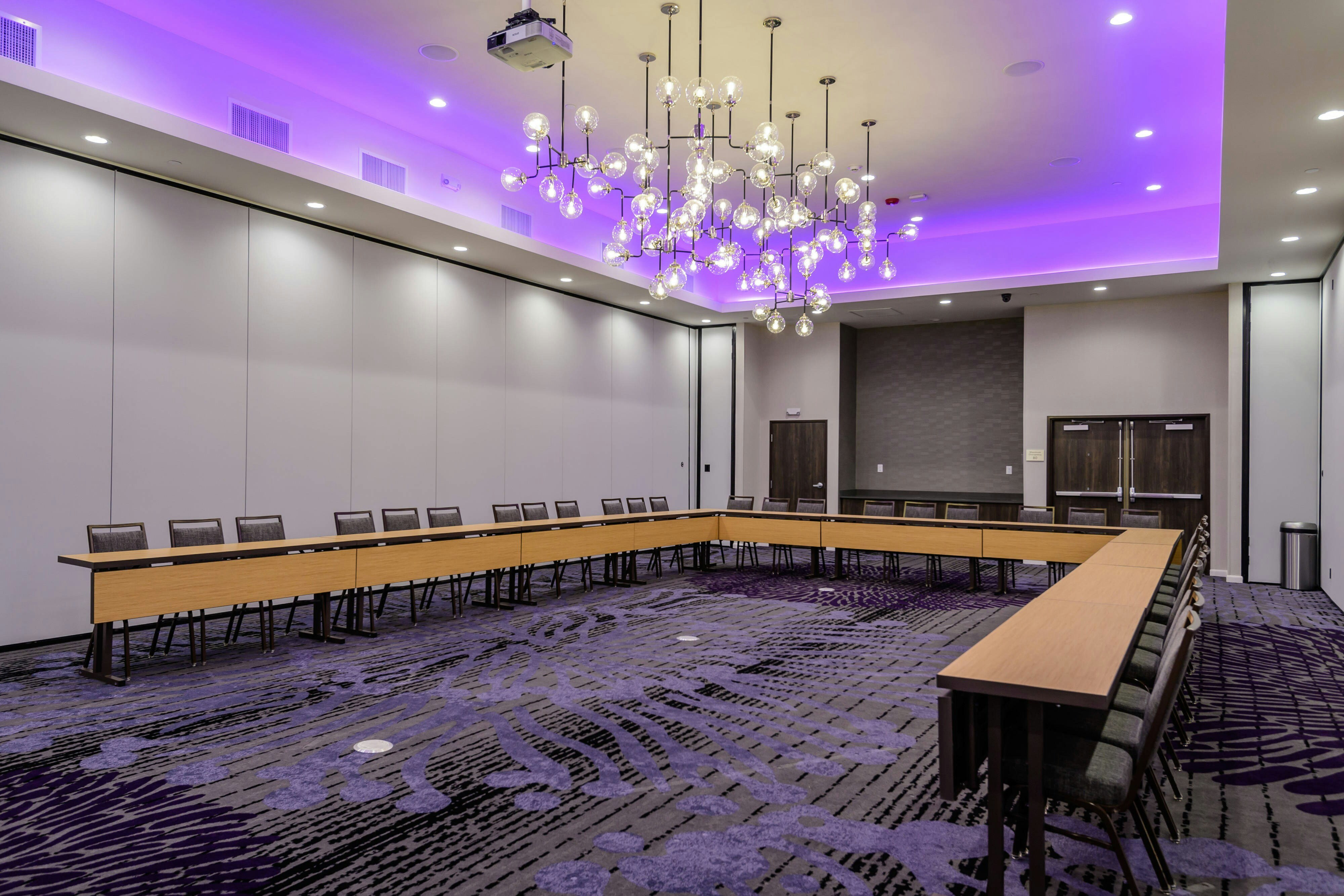 Courtyard by Marriott Lake Jackson
