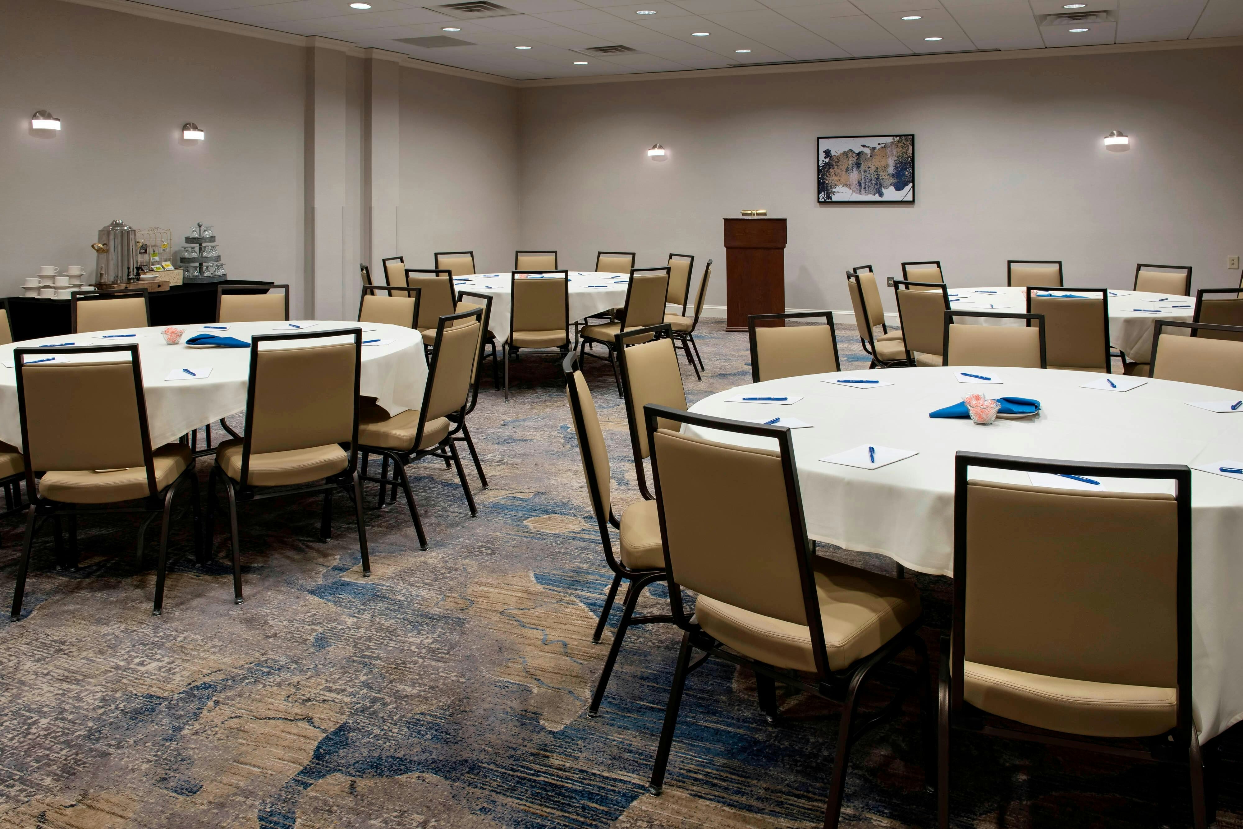 Delta Hotels Utica