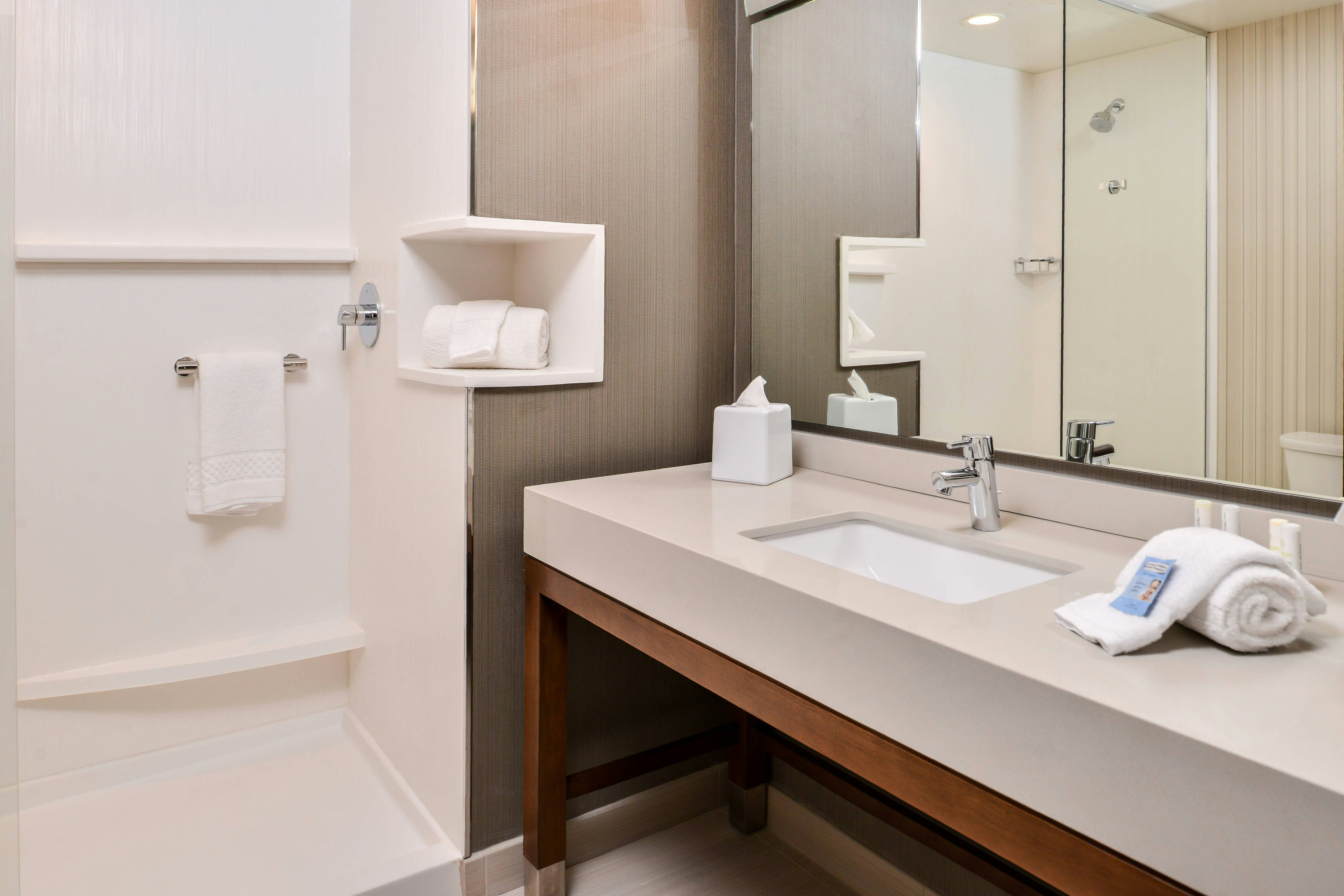Courtyard by Marriott Charlotte Northlake