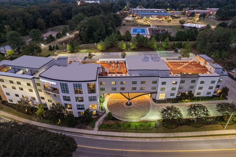 Courtyard by Marriott Oxford